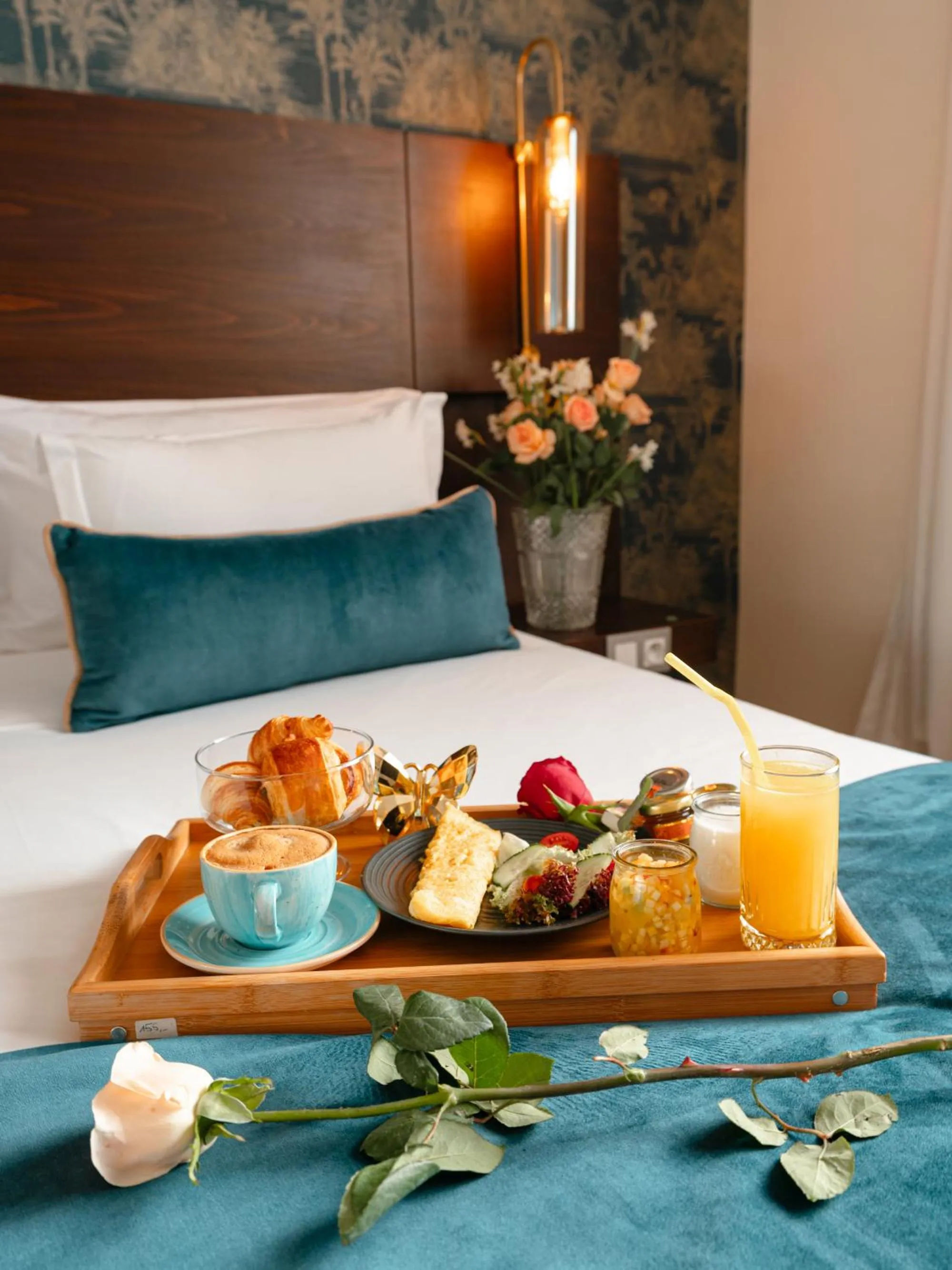 Bed in Fourteen Hotel Ain Sebaa