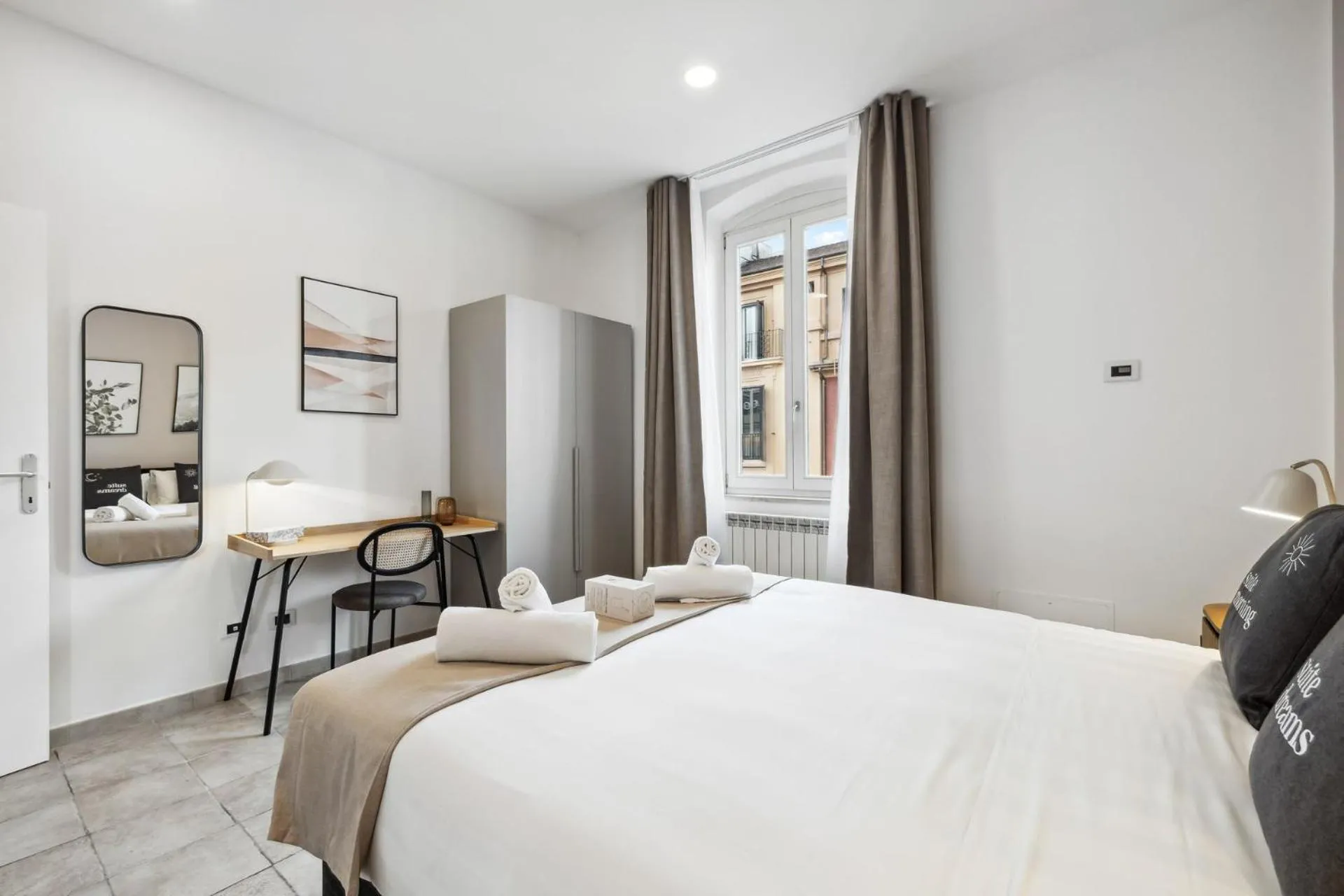 Bed in Limehome Rome via dei Reti