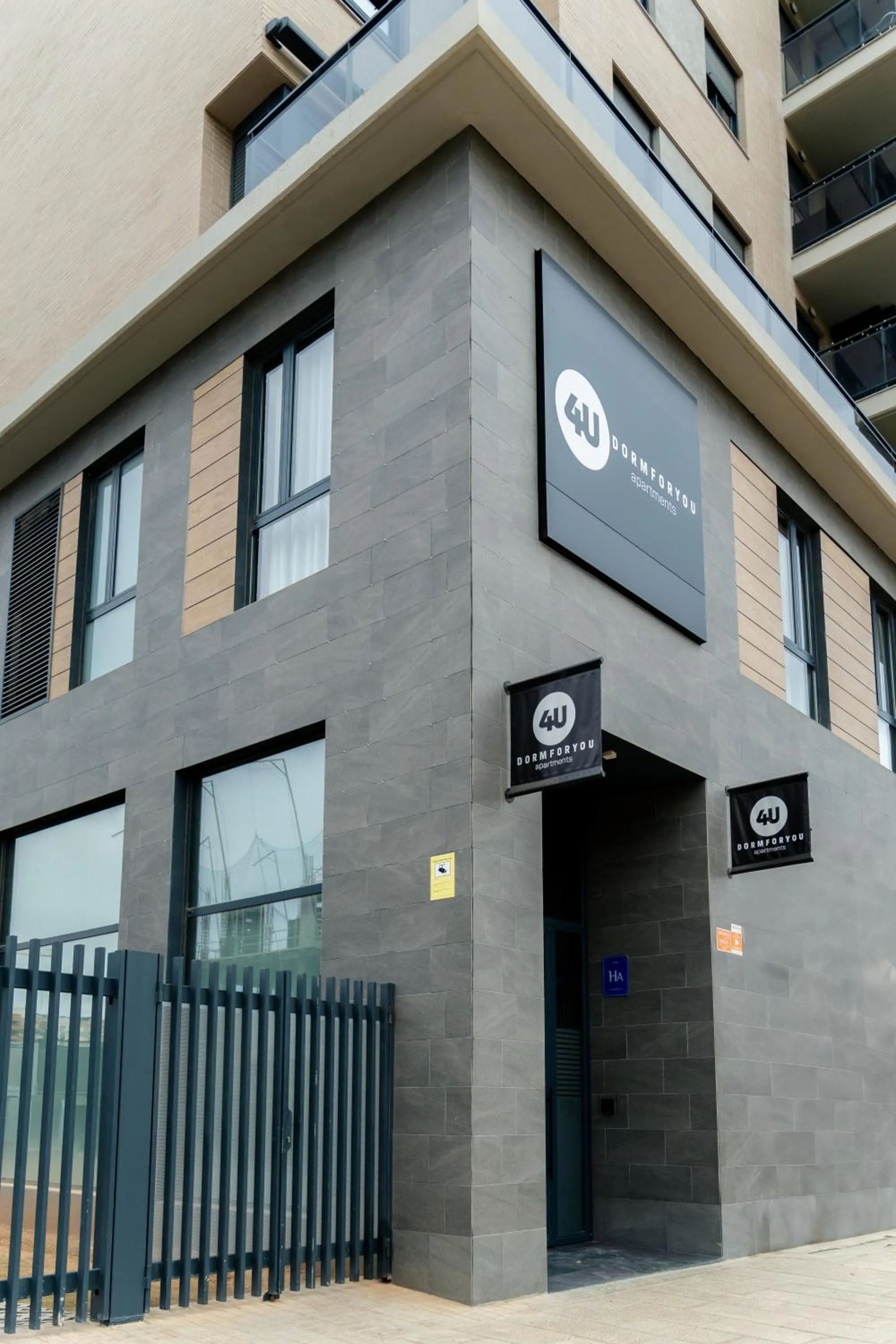 Property building in Dorm4You Arena 2