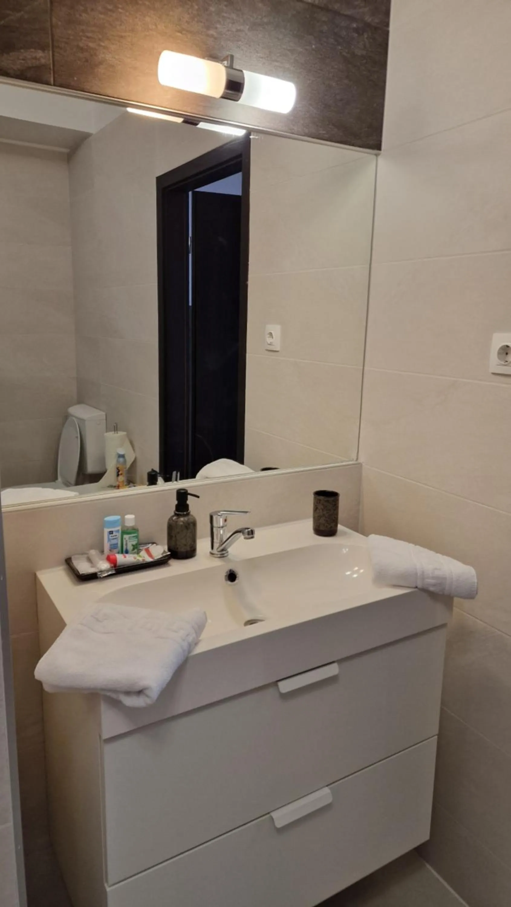 Queen Elizabeth Apartment
