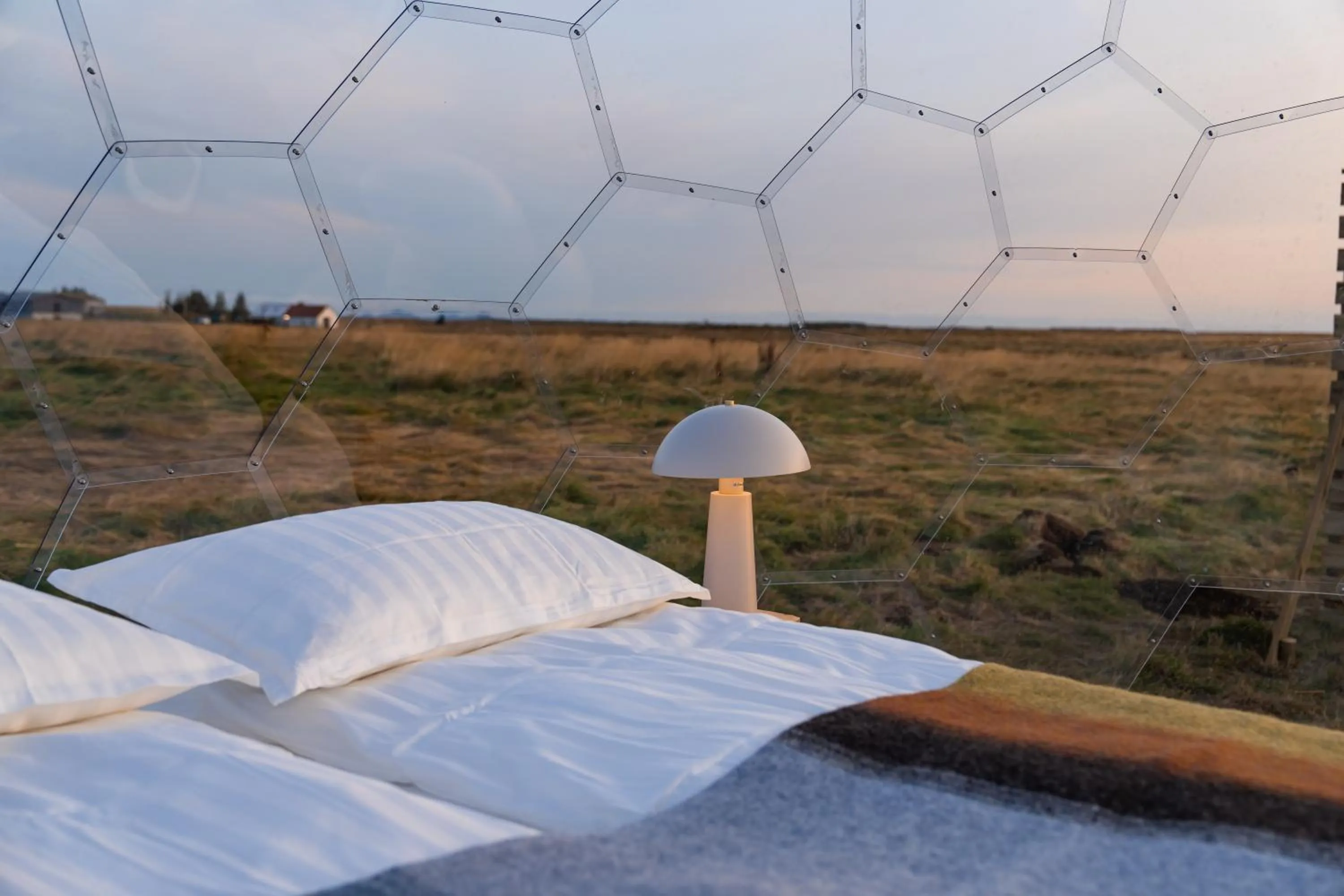 Bed in Aurora Igloo South