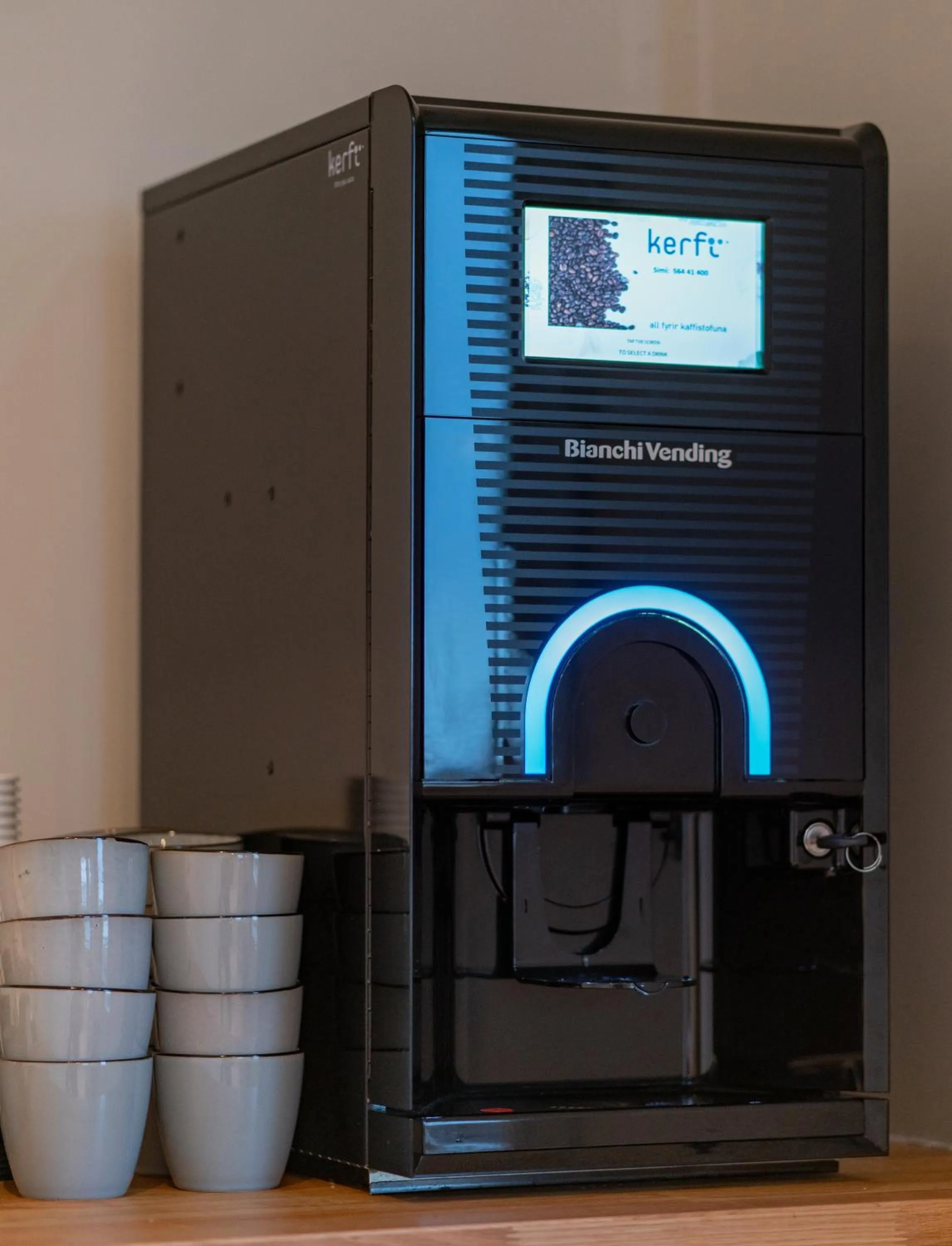 Coffee/tea facilities in Aurora Igloo South