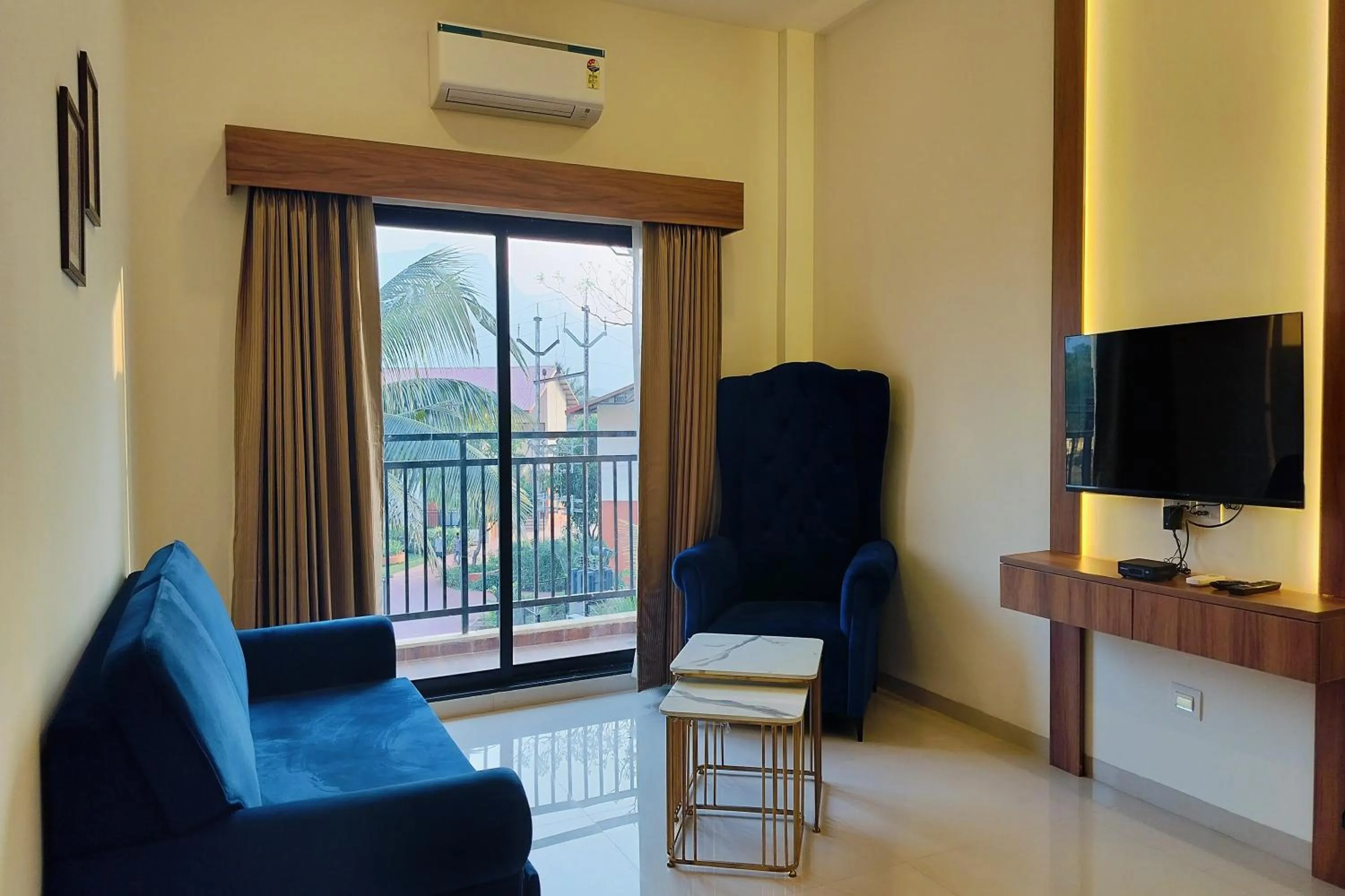 TV and multimedia in Pegasus Lifestyle Resort Karjat