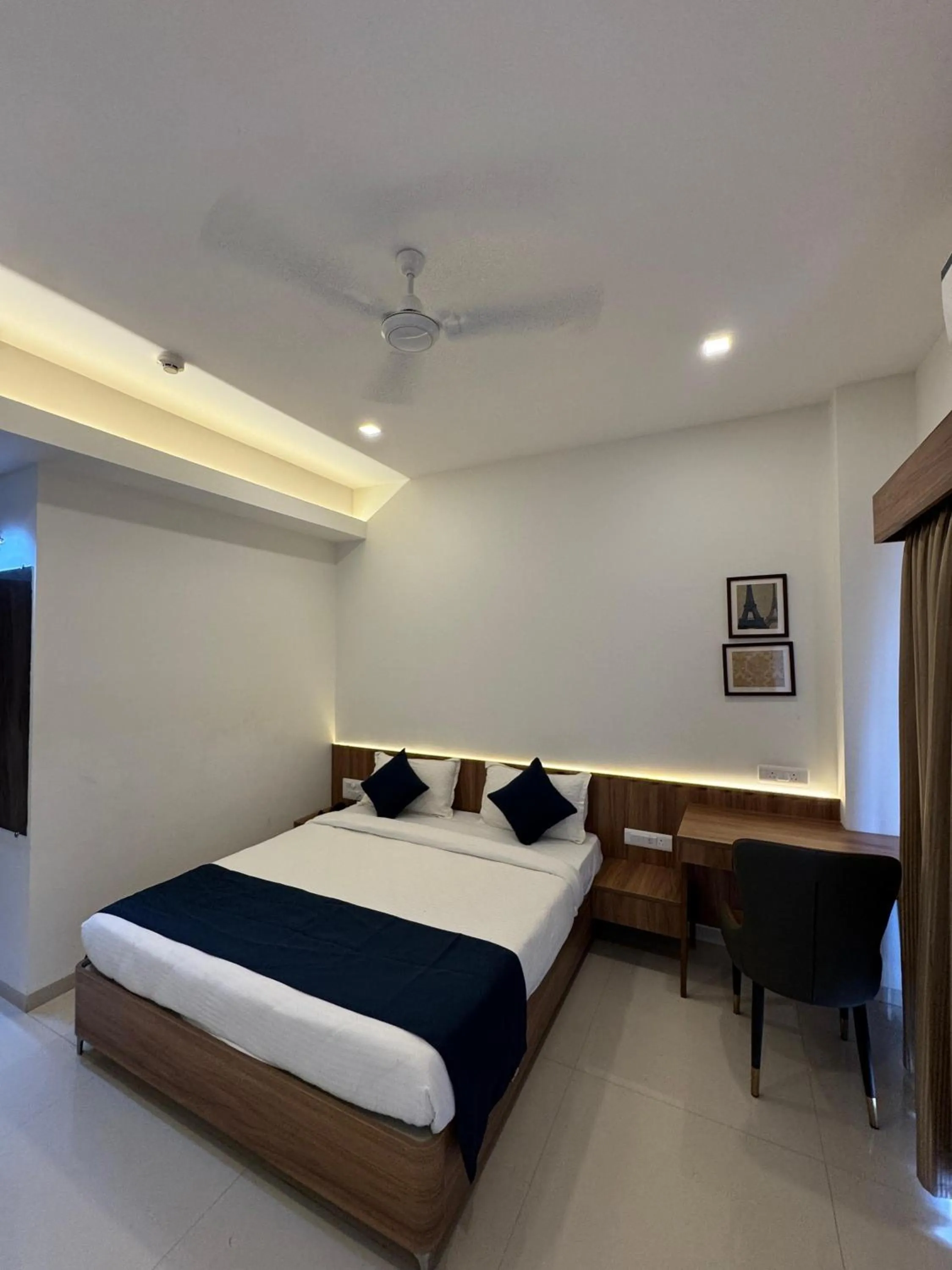 Bedroom, Bed in Pegasus Lifestyle Resort Karjat