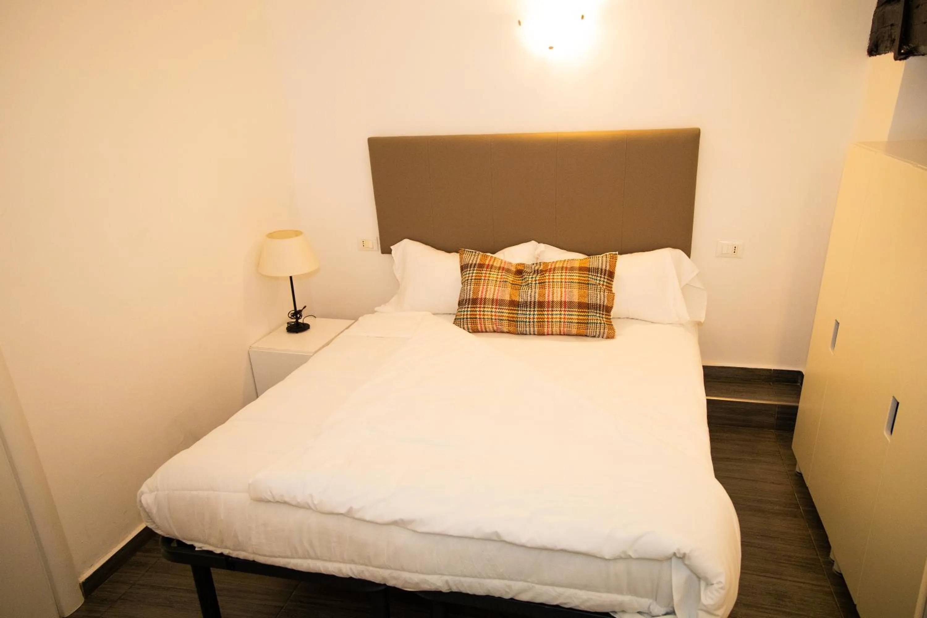 Bed in Hosting Dreams Attics - Duomo