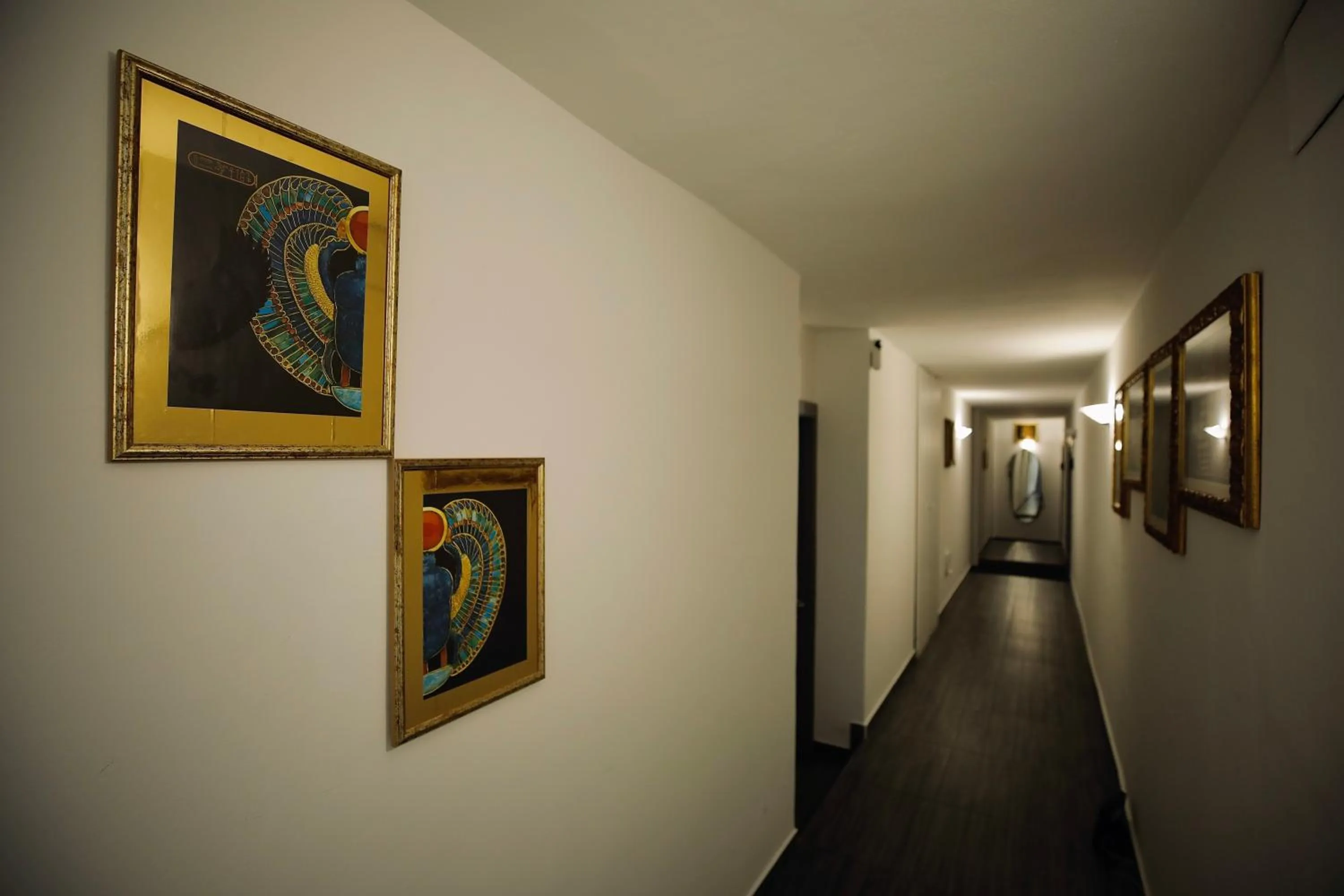 Decorative detail in Hosting Dreams Attics - Duomo