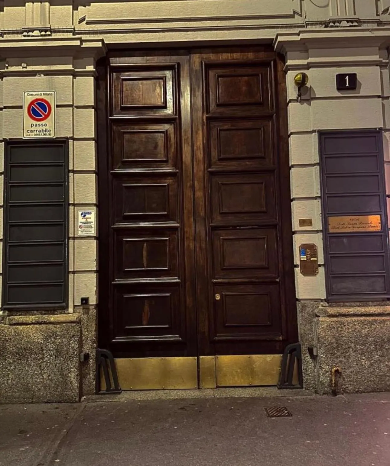 Facade/entrance in Hosting Dreams Attics - Duomo