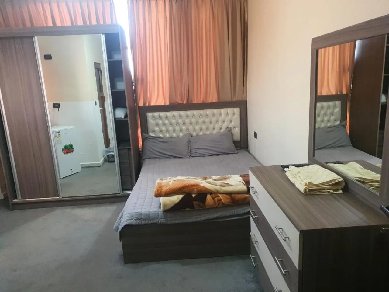 Bed in Alfares Hotel