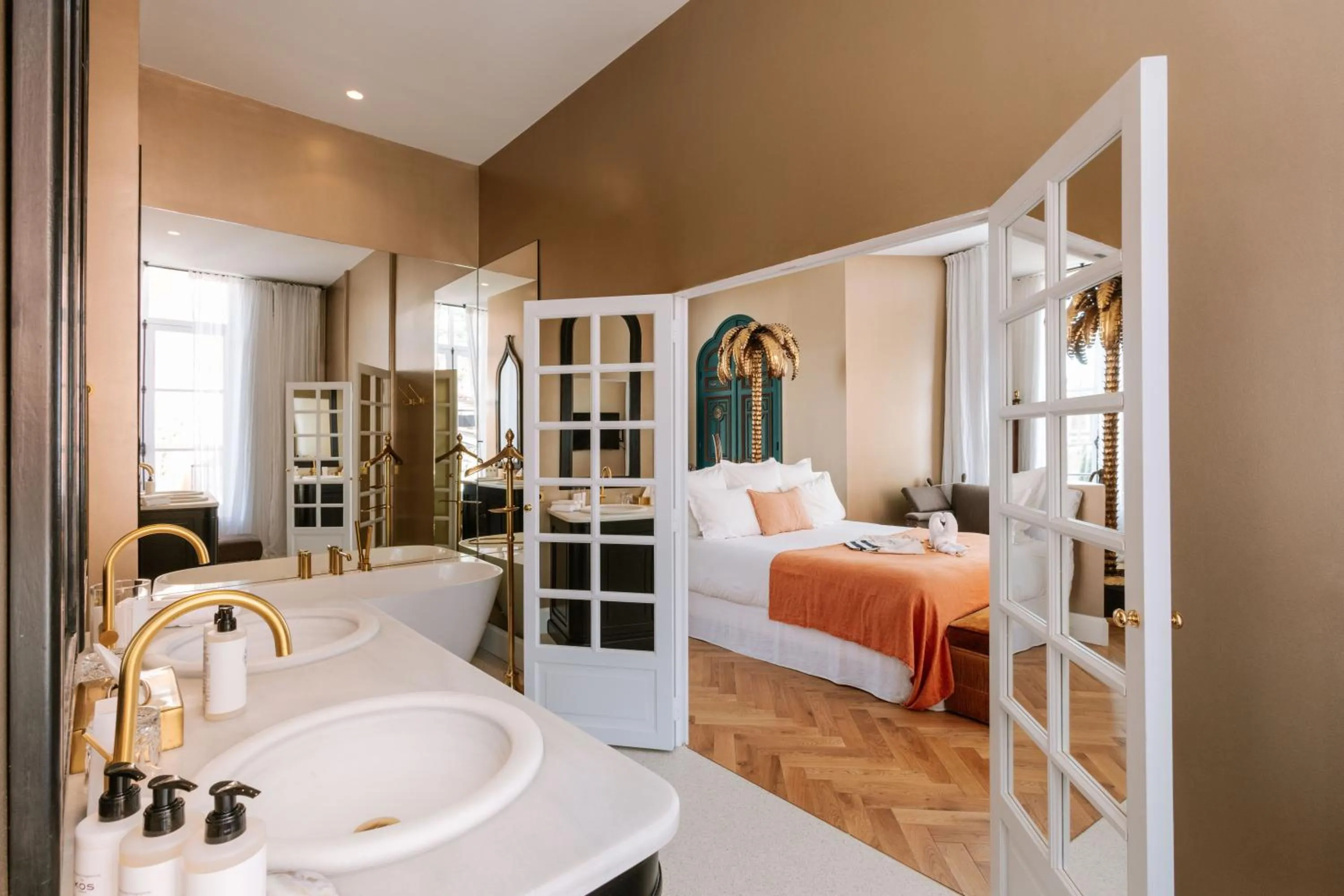 Bed in Château de Théoule