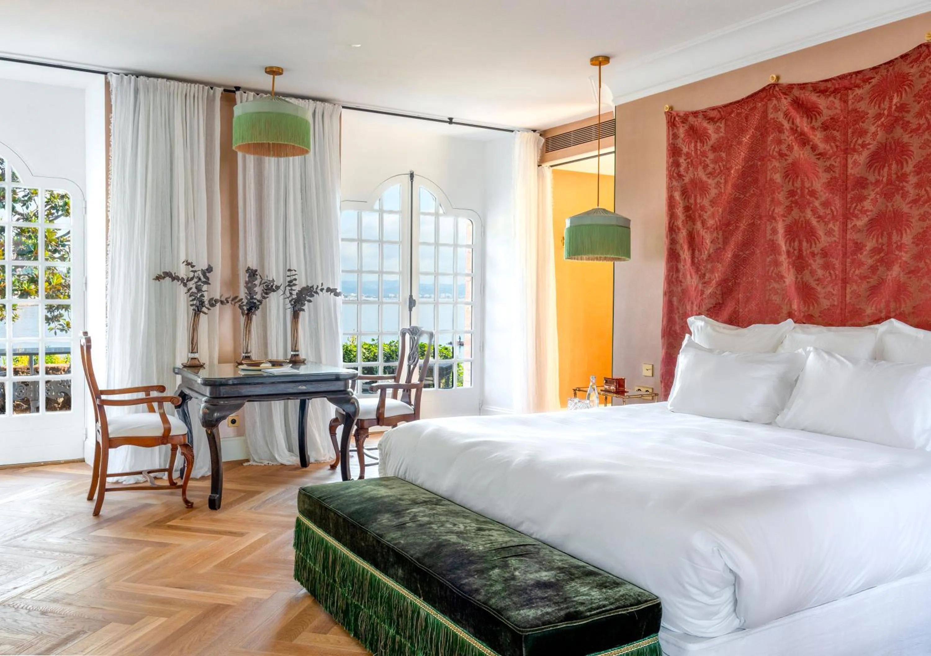 Bed in Château de Théoule