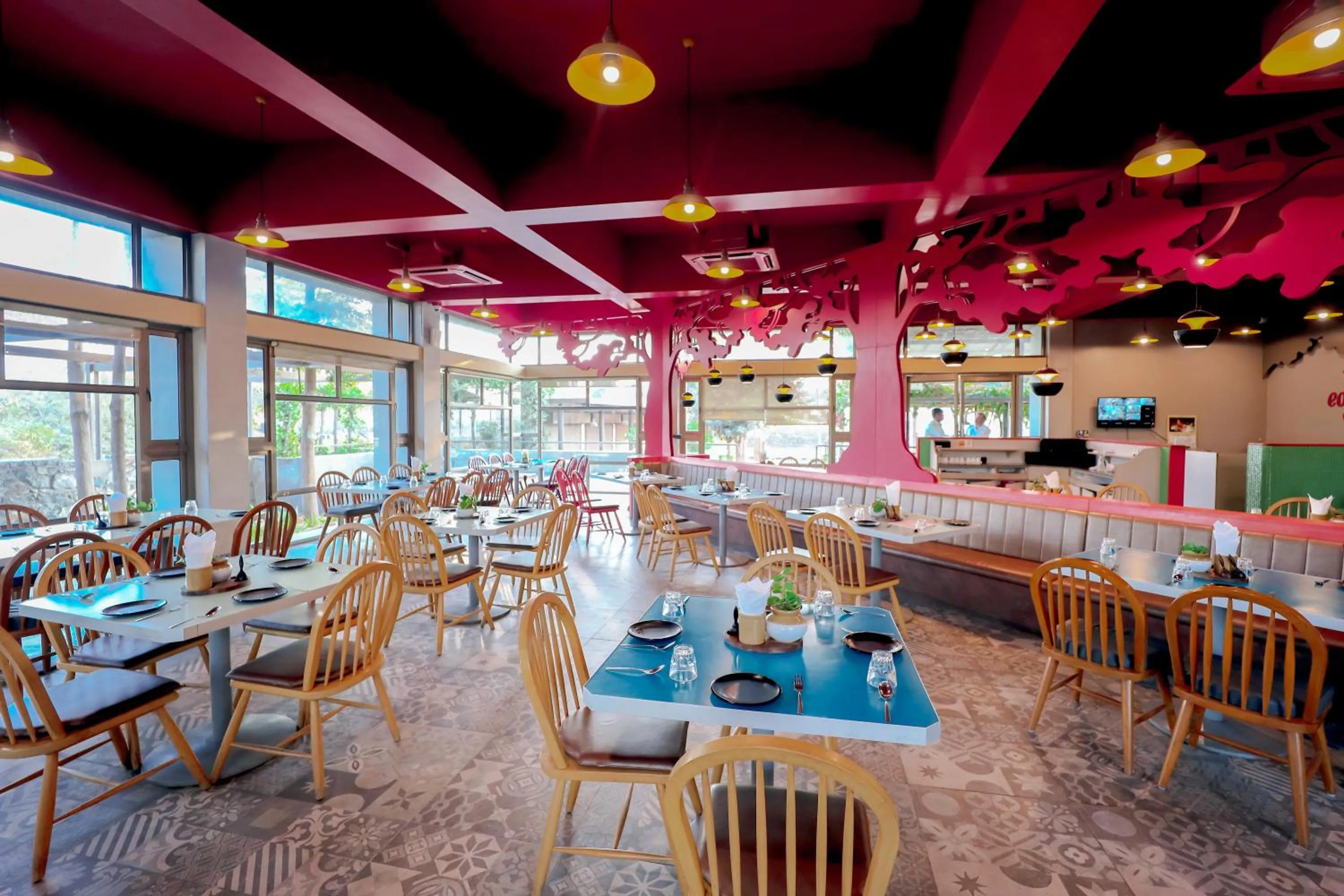 Restaurant/places to eat in Pride Resort Ambaji