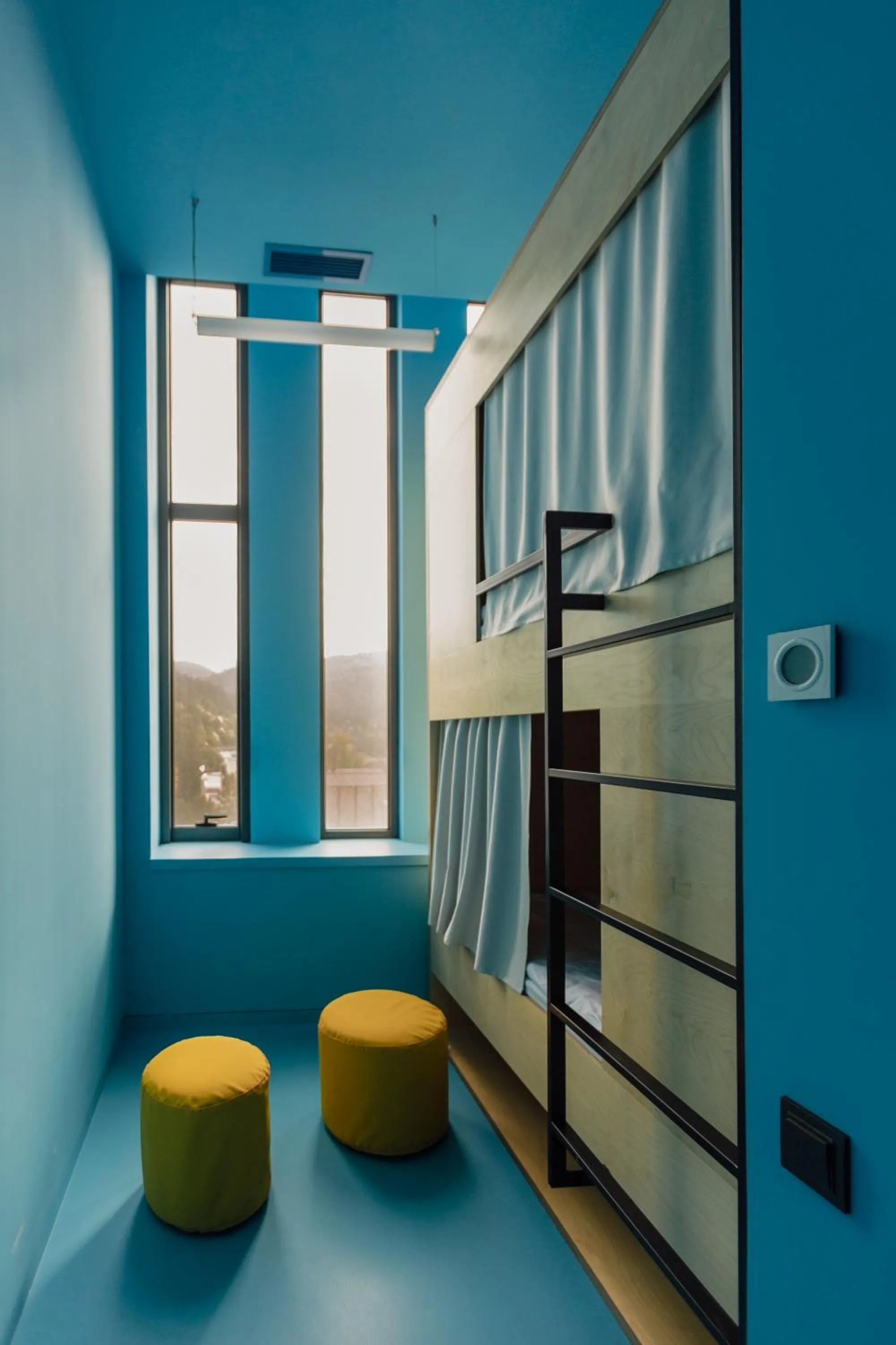 Photo of the whole room, Bed in 11+1 by TUMO