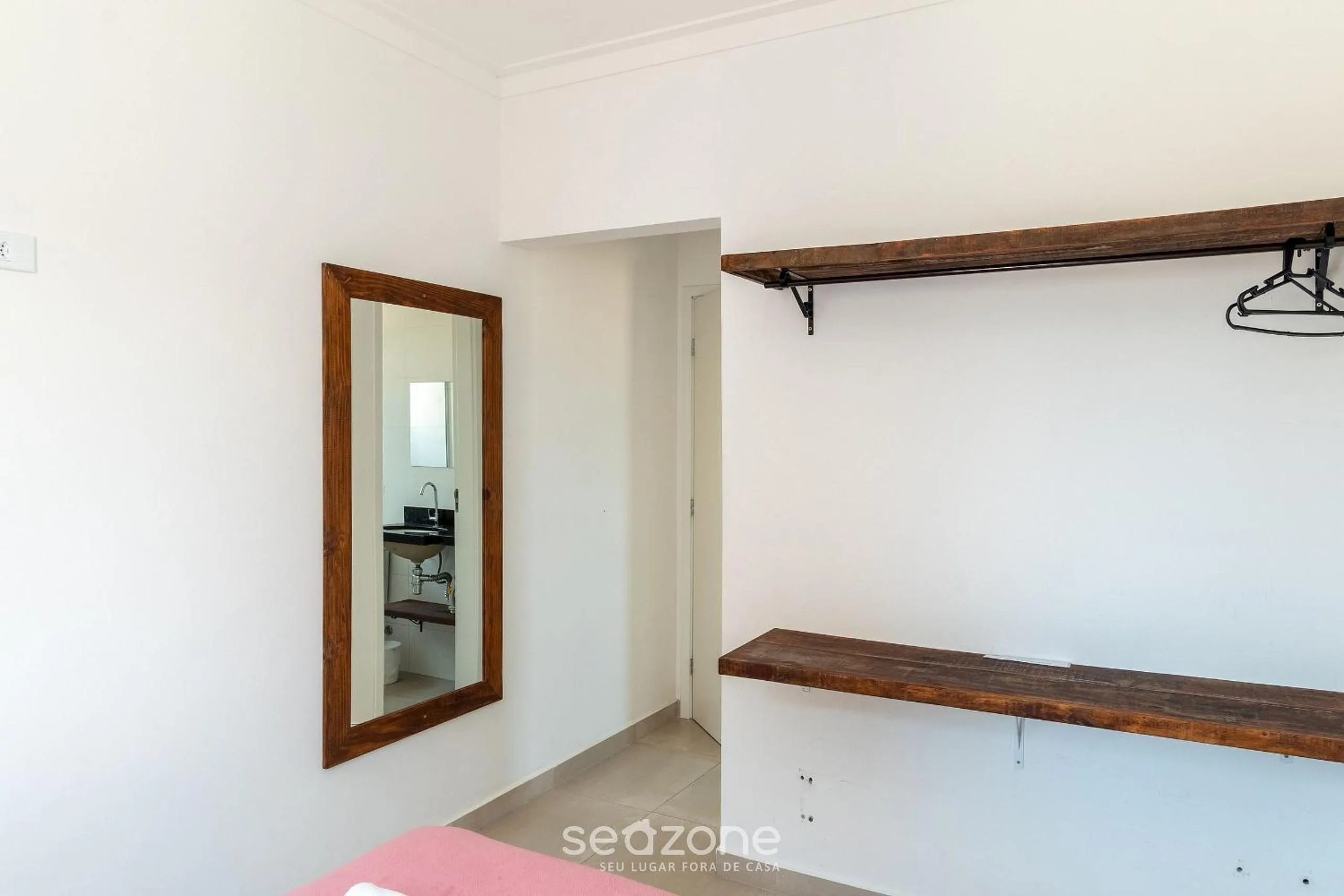 Bedroom in RJI - Apartamentos próximos da praia de Itaguá