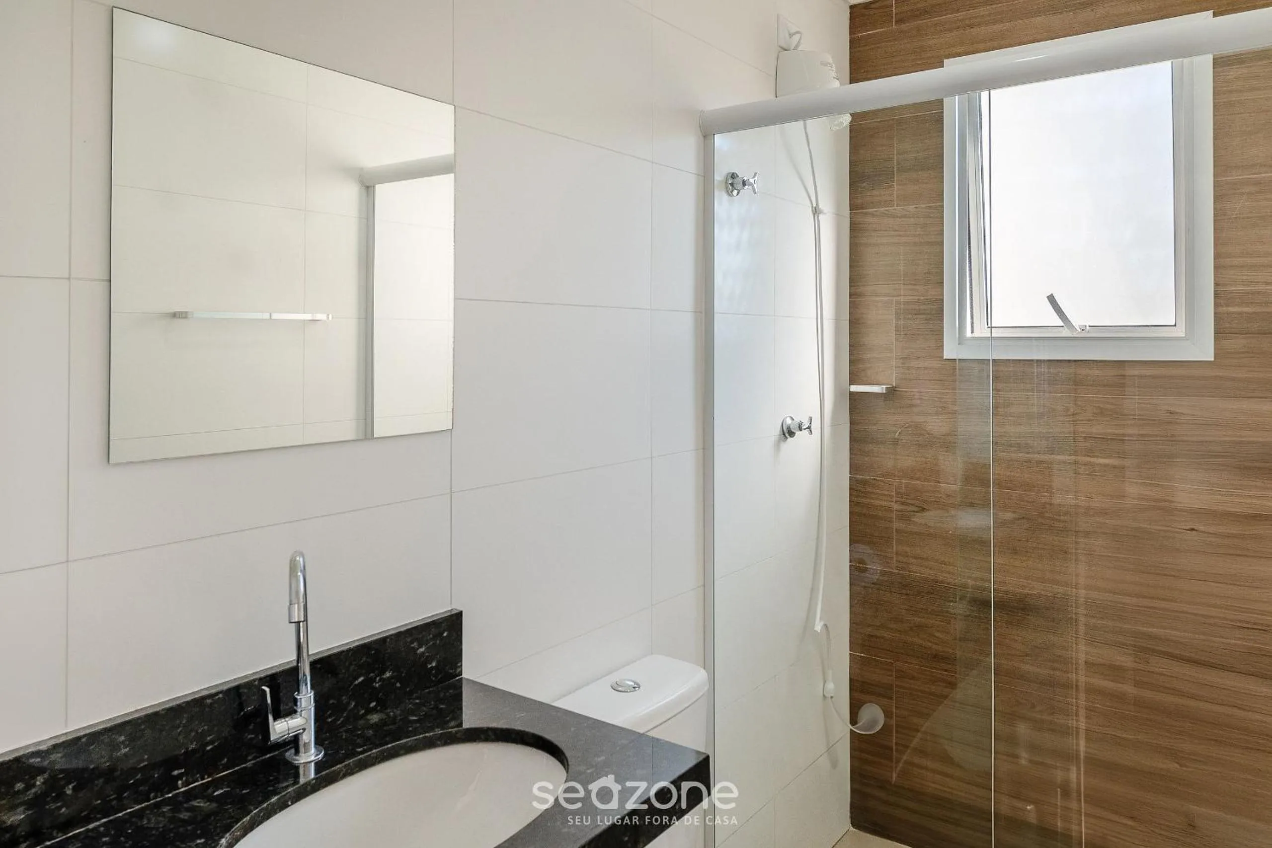 Bathroom in RJI - Apartamentos próximos da praia de Itaguá