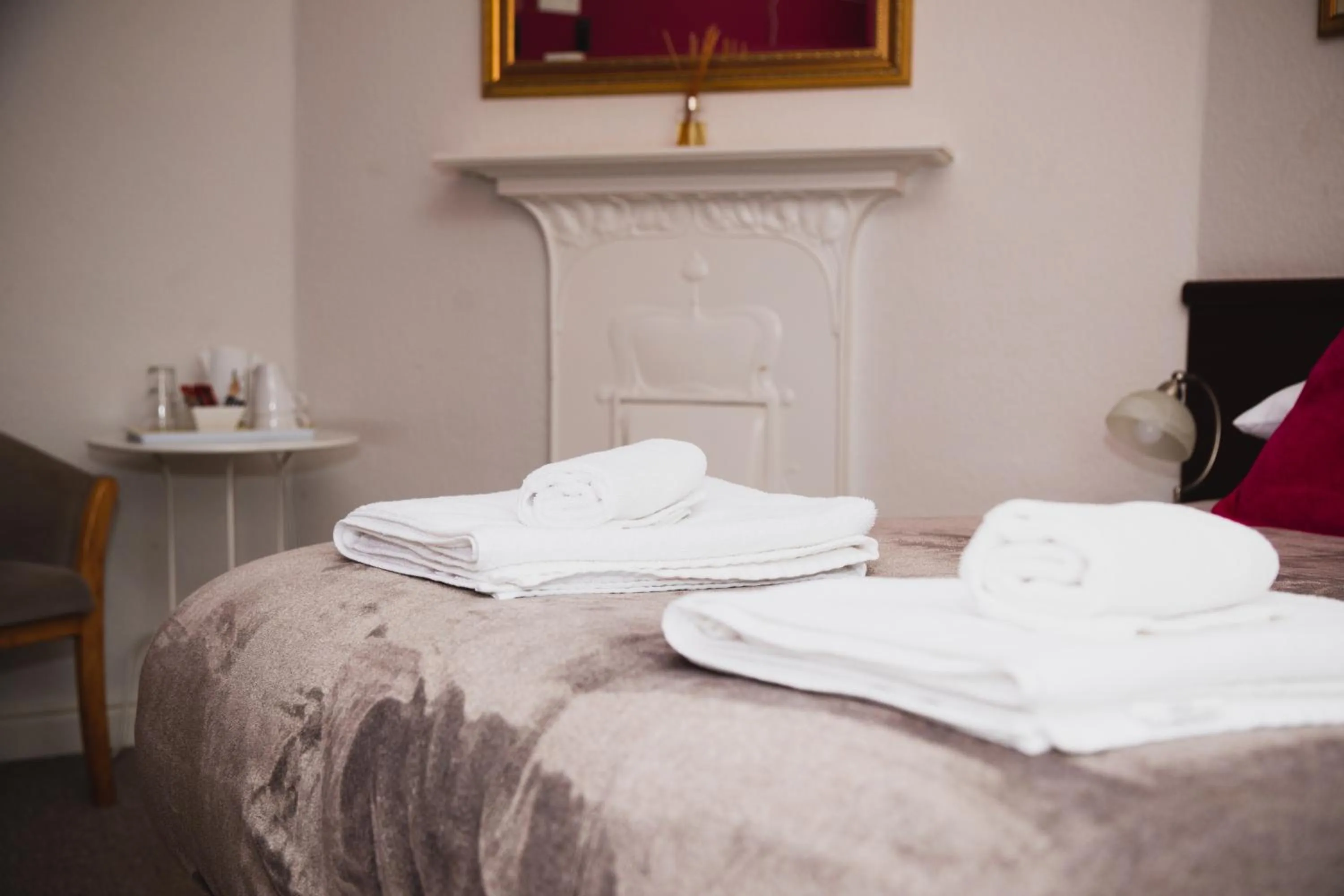 Photo of the whole room, Bed in The Beechwood