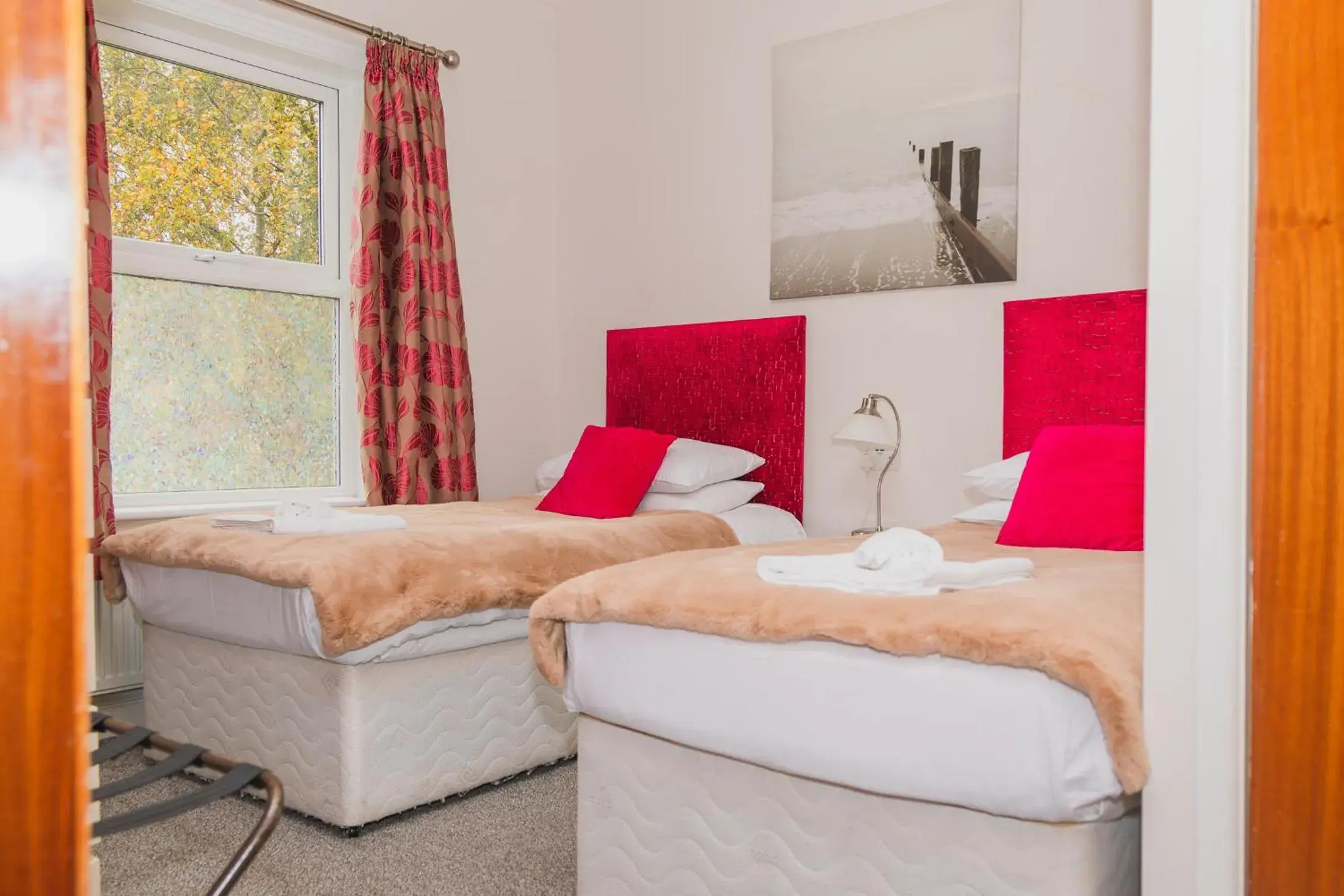 Standard Twin Room in The Beechwood Standard Twin Room in The Beechwood