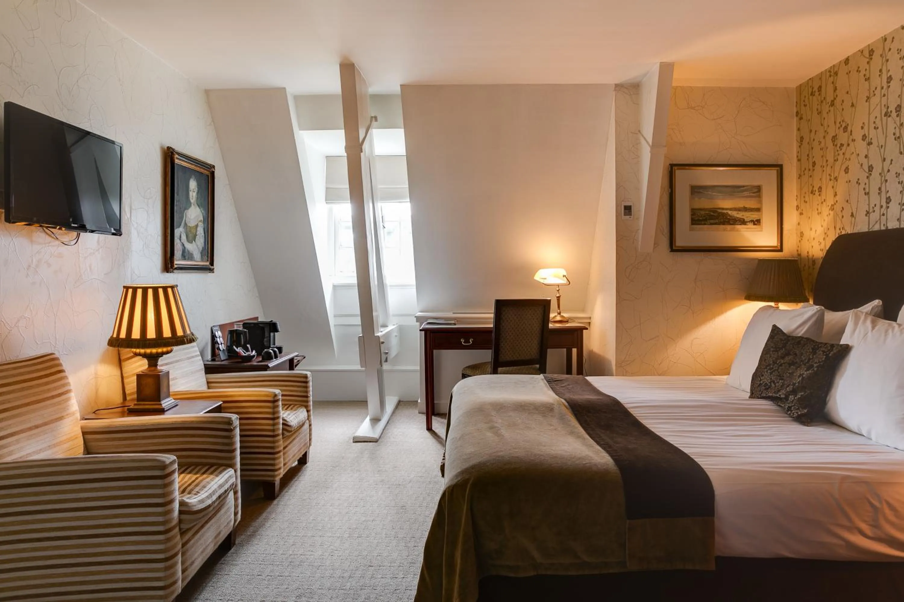 Photo of the whole room, Bed in Landgoed Duin & Kruidberg