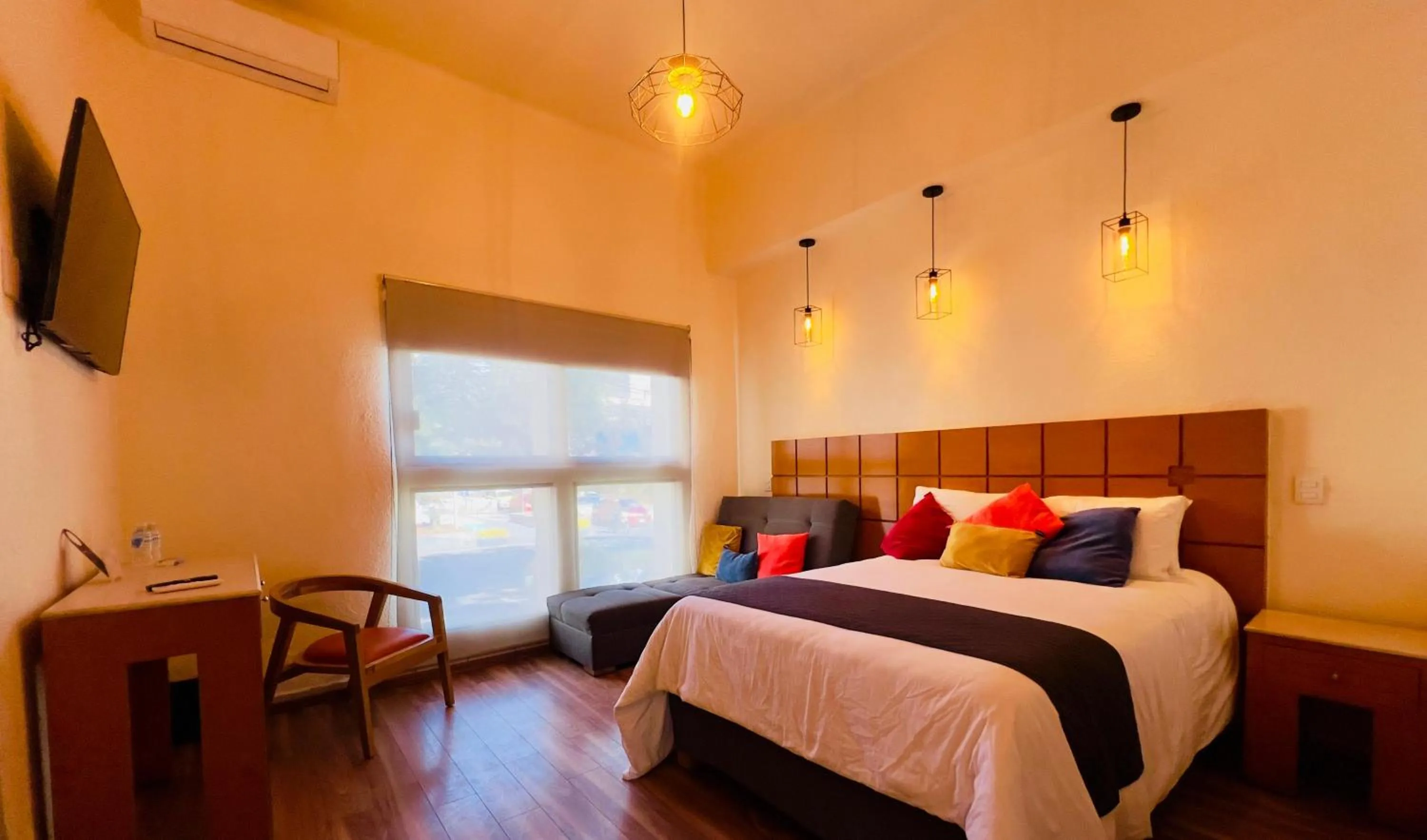 Photo of the whole room, Bed in Hotel Consulado