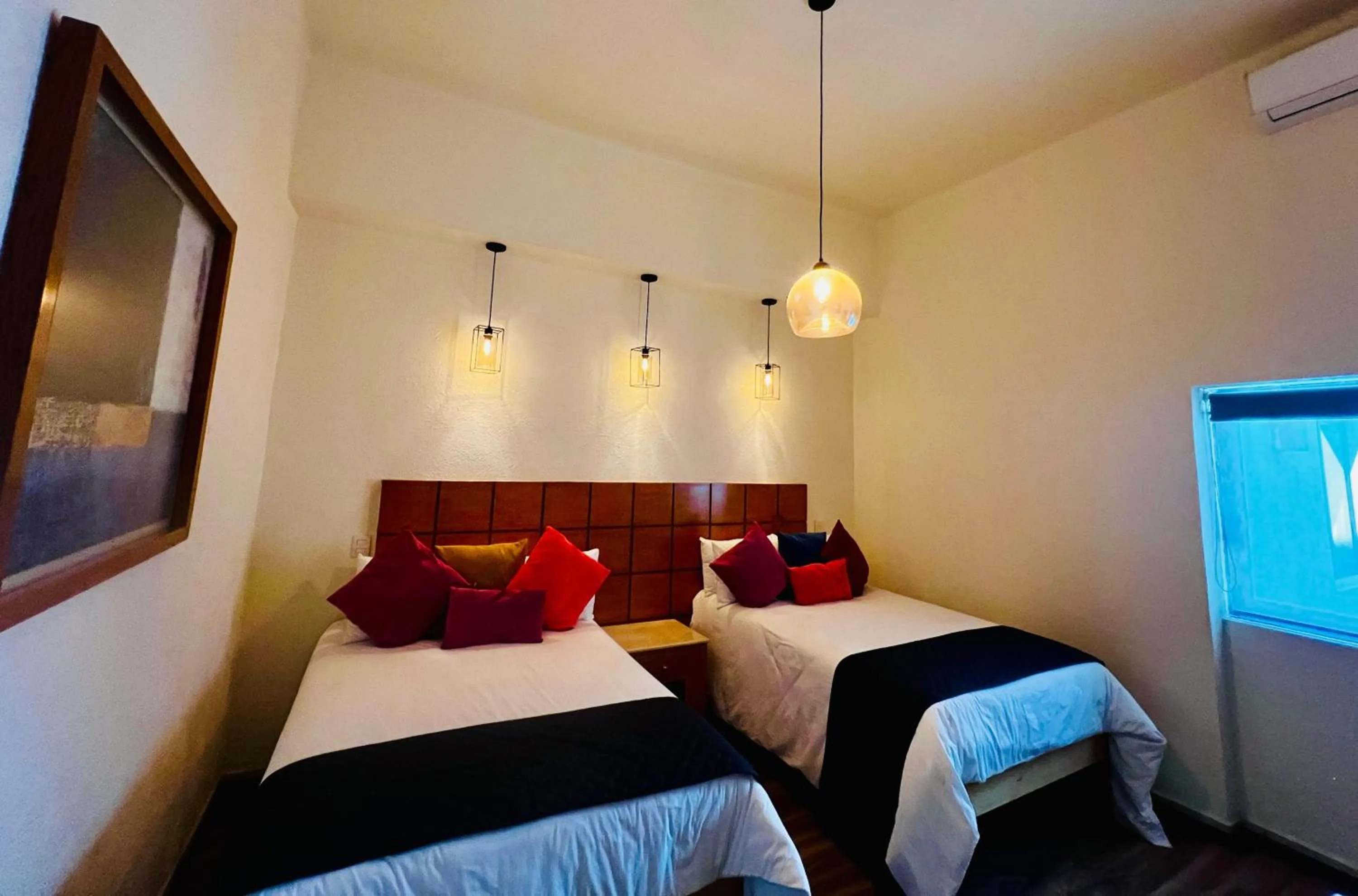 Photo of the whole room, Bed in Hotel Consulado