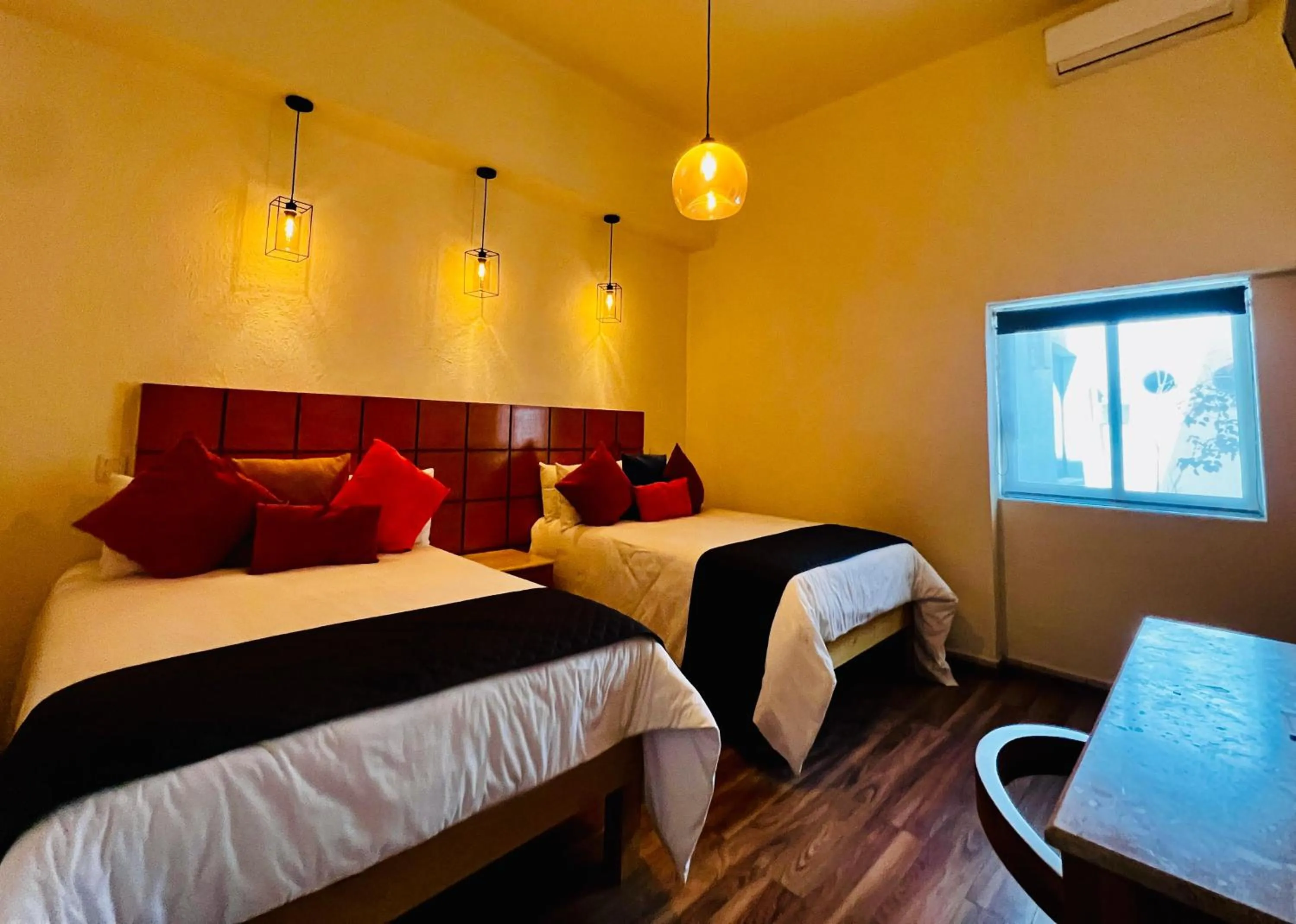 Photo of the whole room, Bed in Hotel Consulado