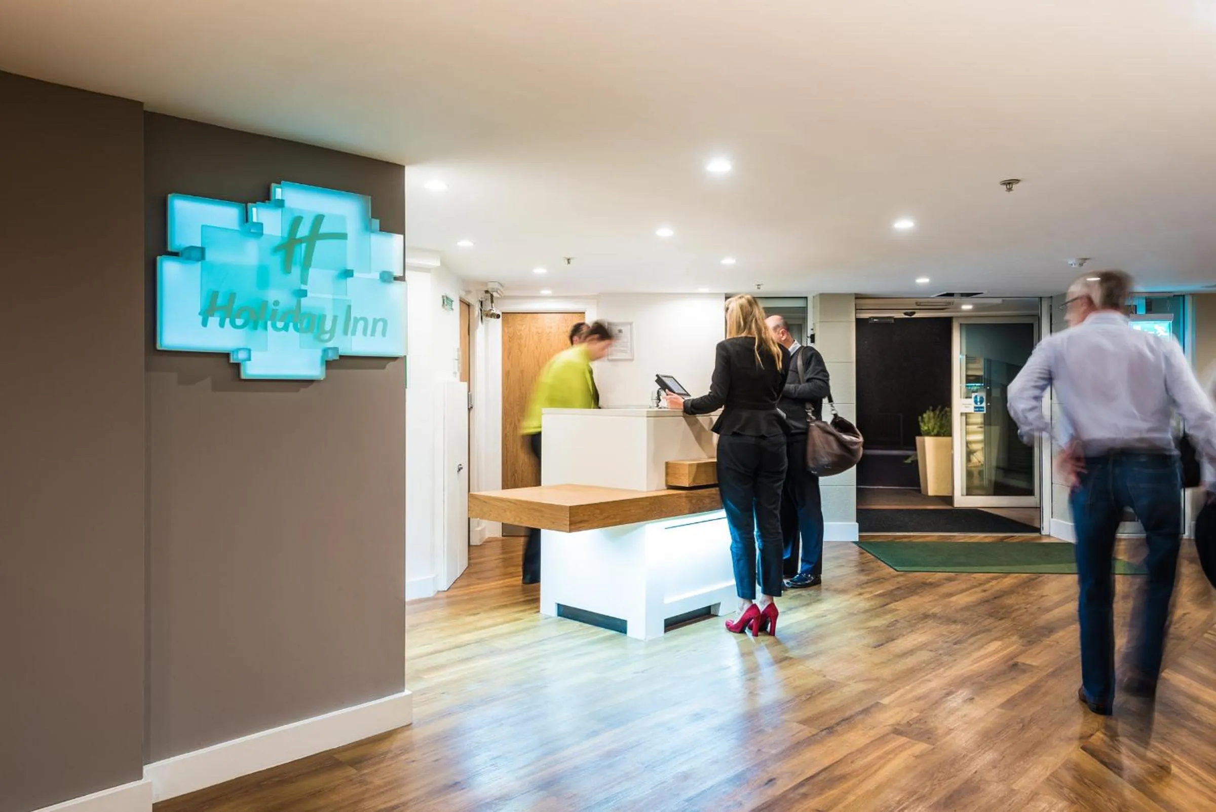 Facade/entrance in Holiday Inn Slough Windsor by IHG