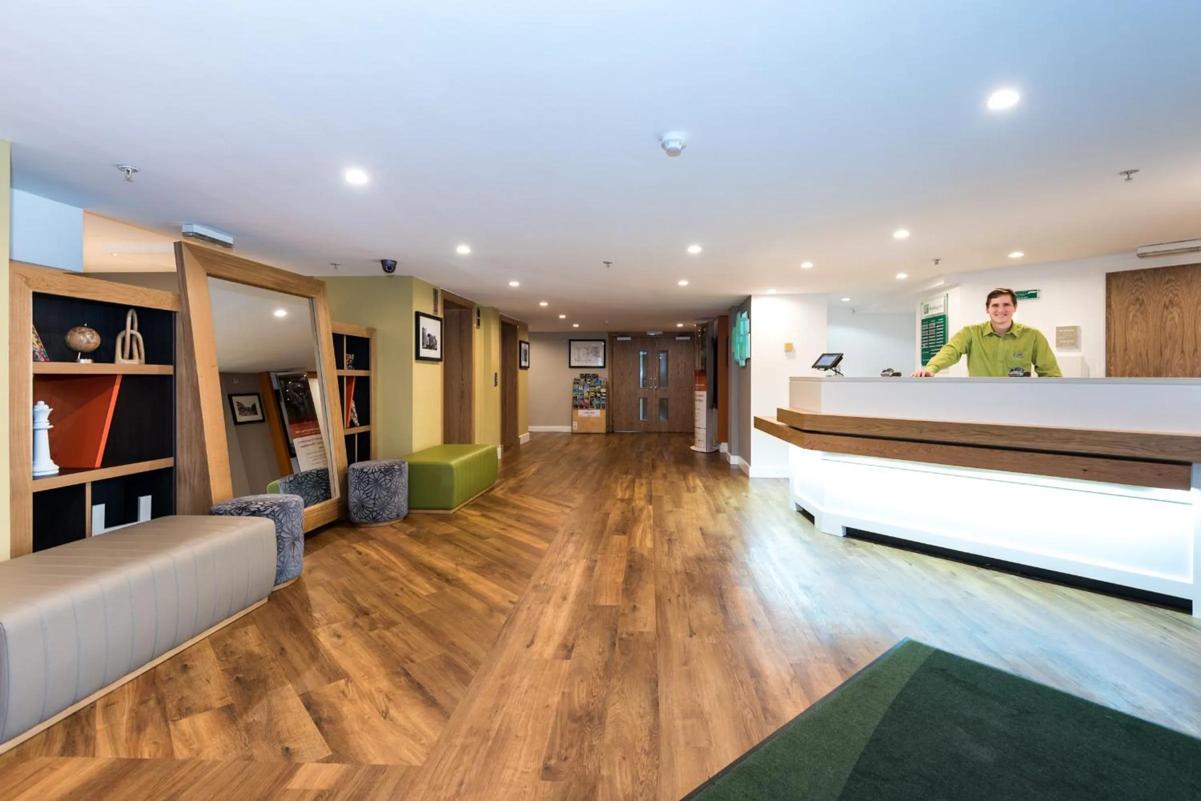 Facade/entrance in Holiday Inn Slough Windsor by IHG