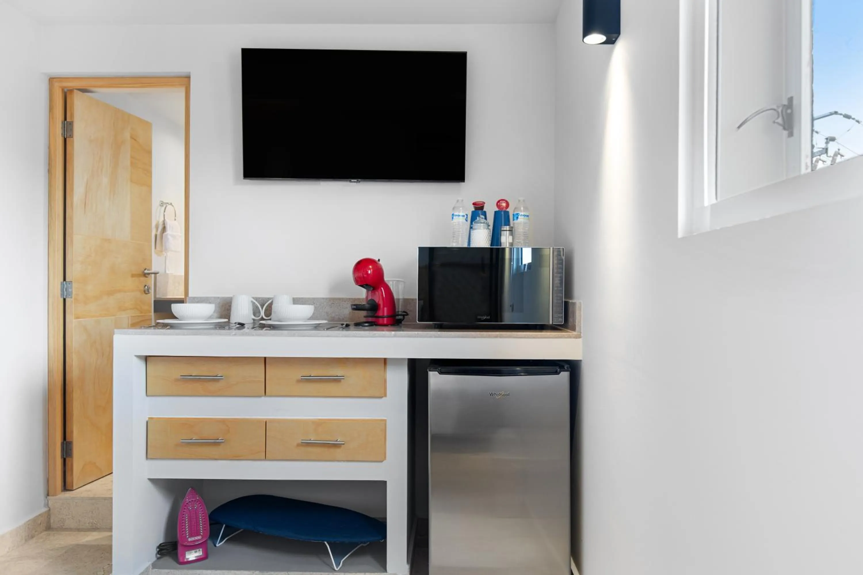 TV and multimedia in Hacienda Santa Barbara by Homi Rent