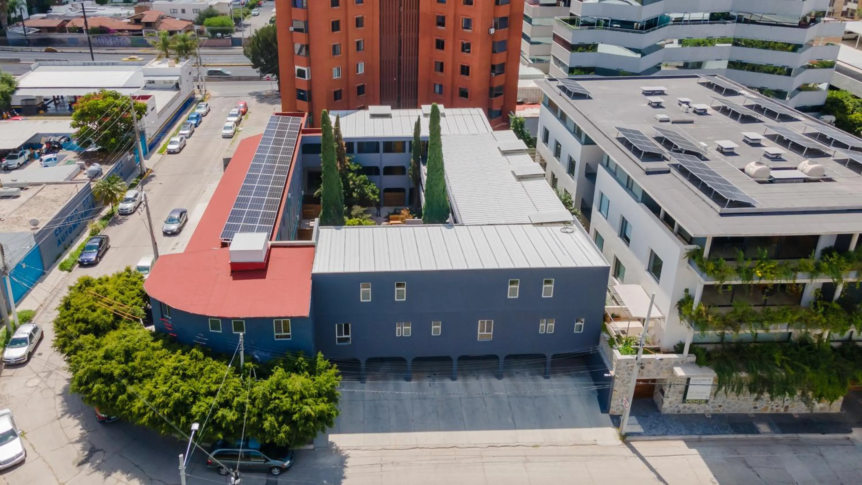 Property building in Hacienda Santa Barbara by Homi Rent