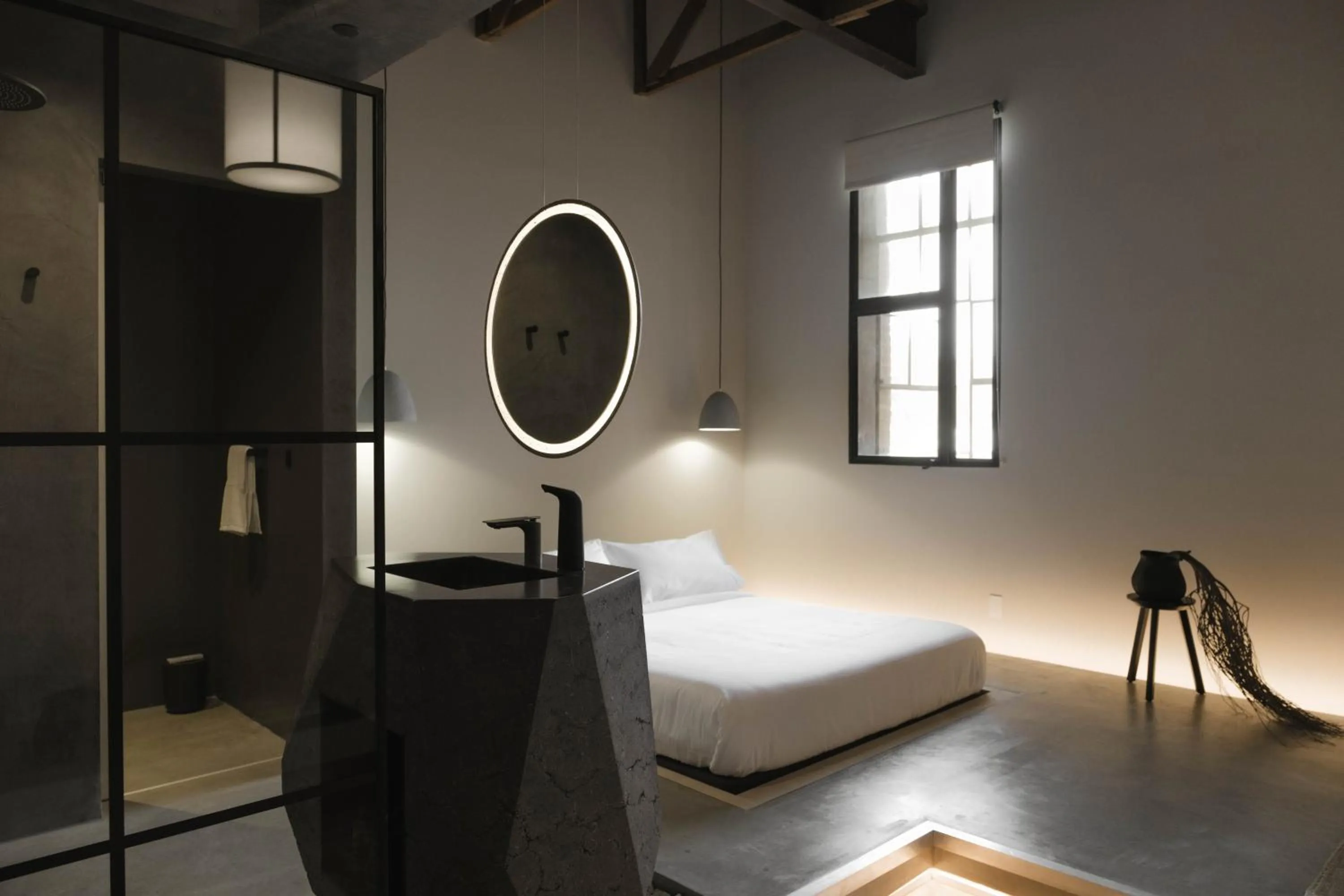 Photo of the whole room, Bed in kodō hotel - Heart of LA Arts District