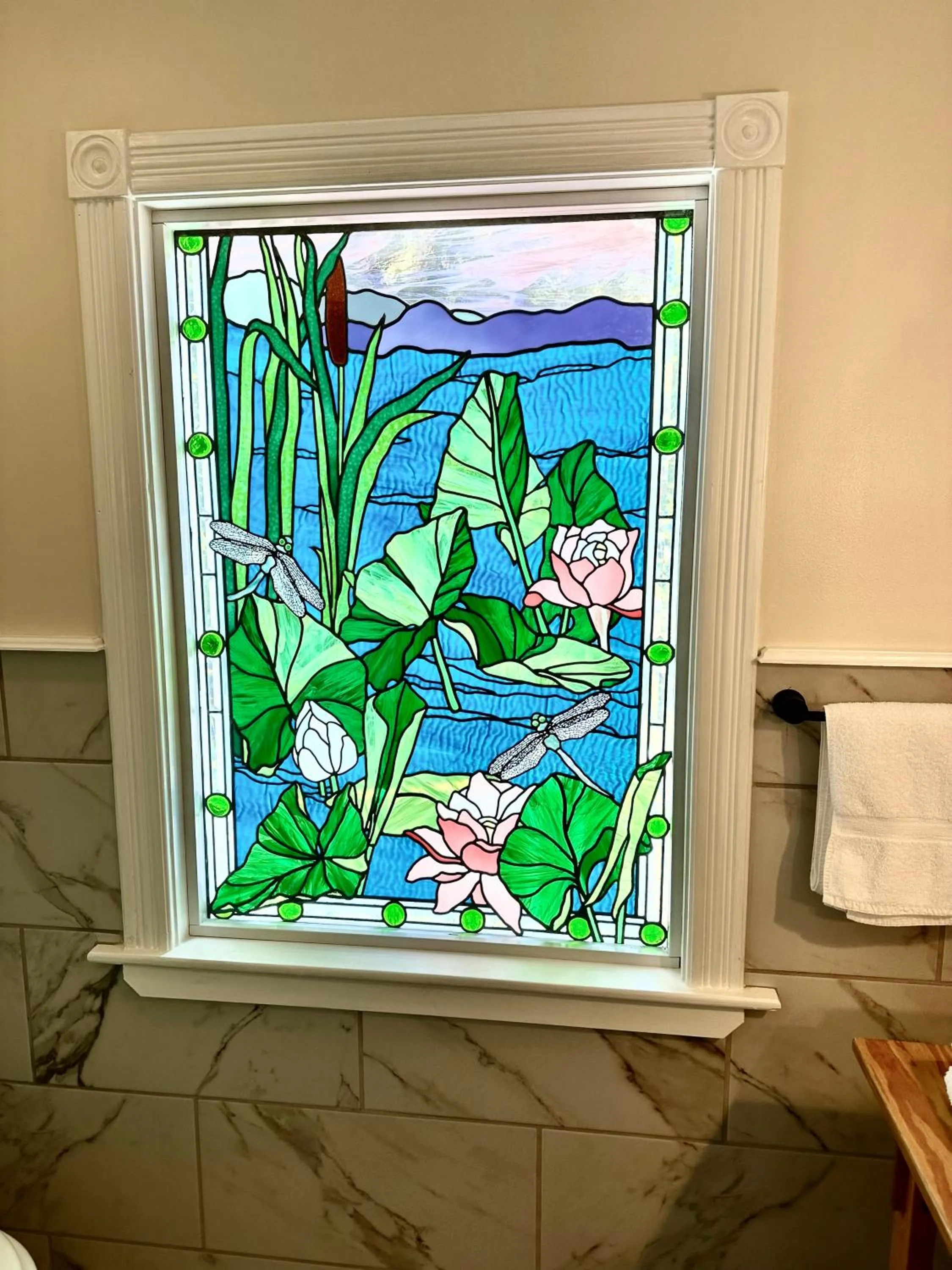 Bathroom in Orcas Hotel