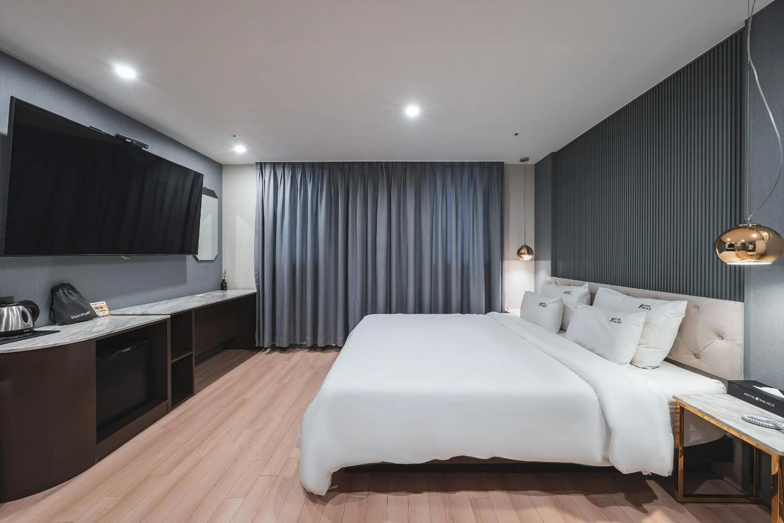 Bed in Hotel Palace Gyeongju