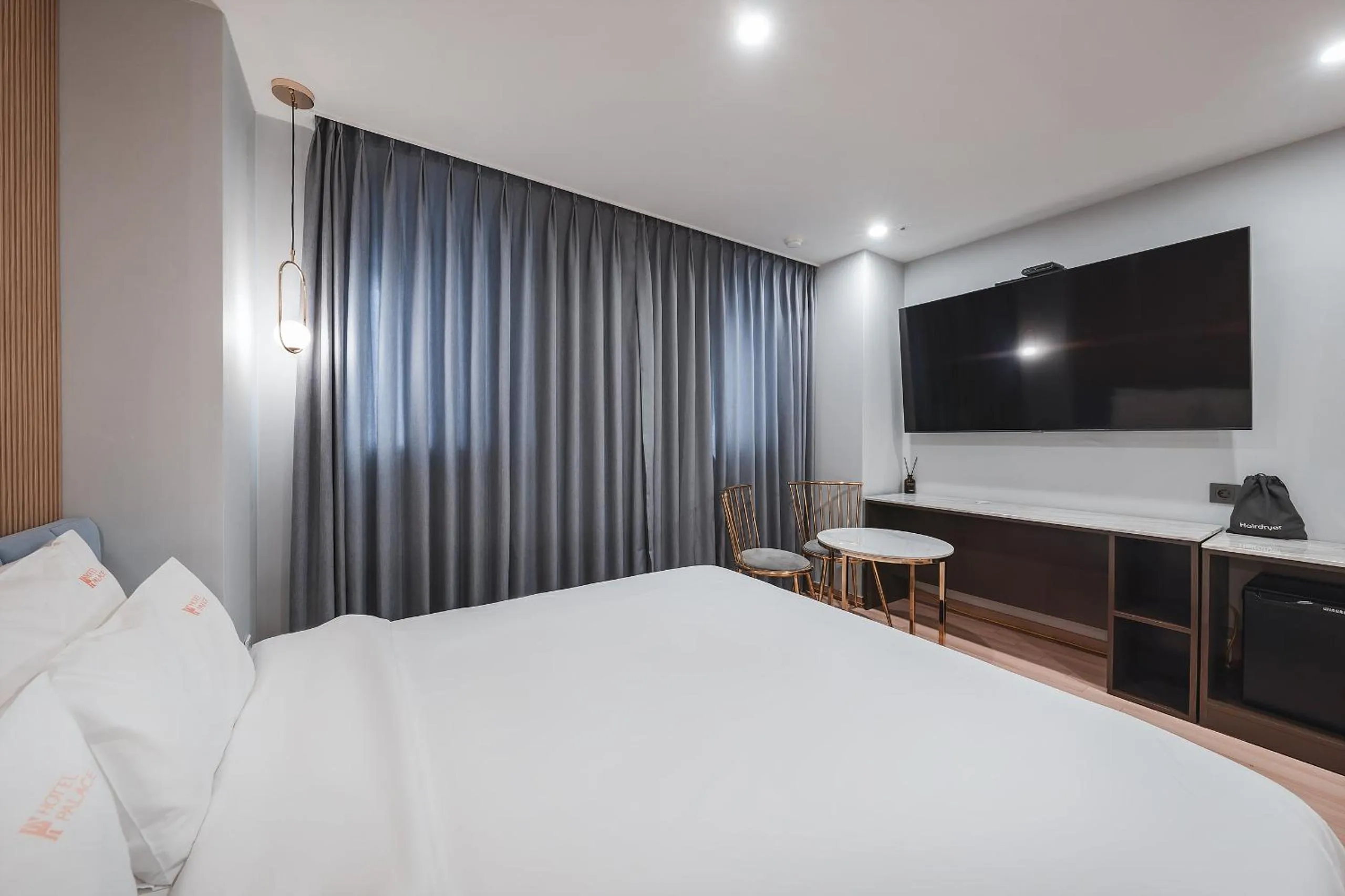 Bed in Hotel Palace Gyeongju