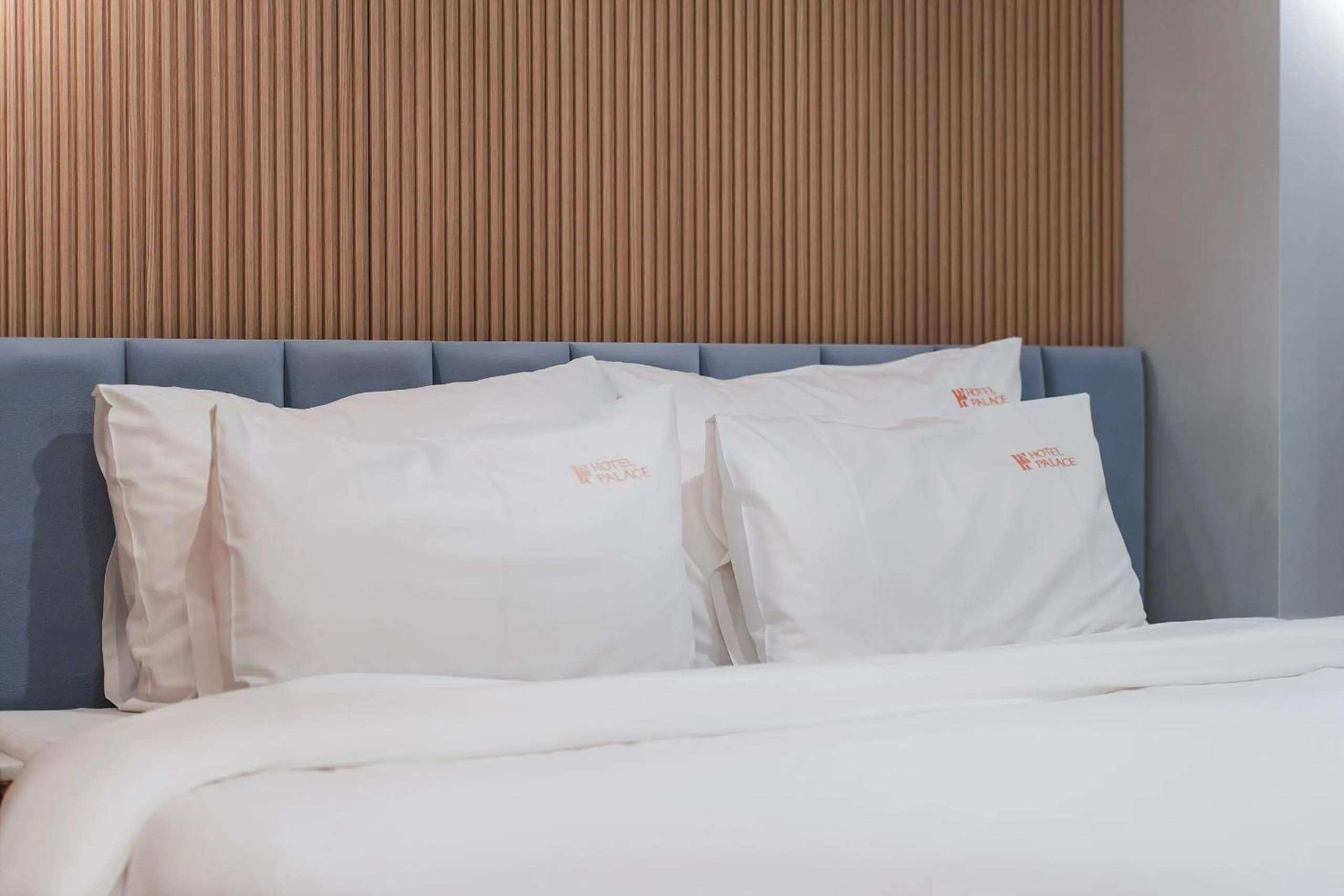 Bed in Hotel Palace Gyeongju