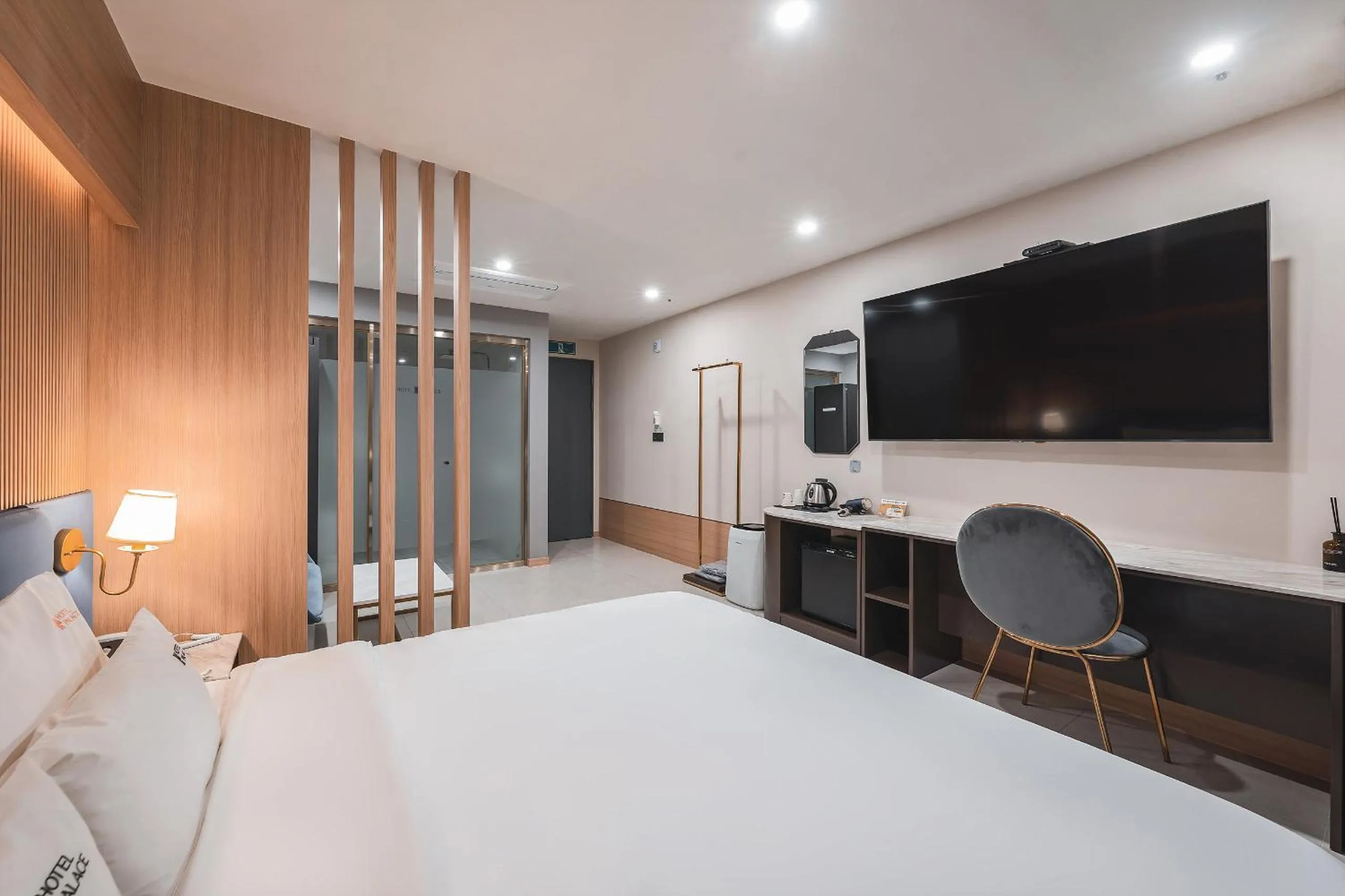 Bed in Hotel Palace Gyeongju