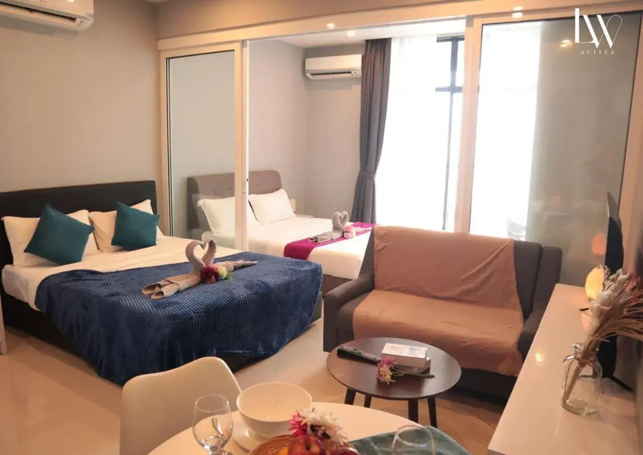 Studio Apartment with Queen Bed in The Shore Kota Kinabalu City Centre by LW Suites Studio Apartment with Queen Bed in The Shore Kota Kinabalu City Centre by LW Suites
