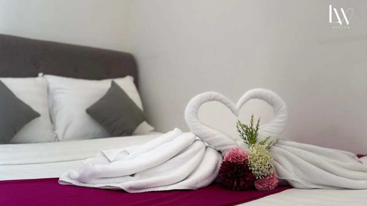 Bed in The Shore Kota Kinabalu City Centre by LW Suites