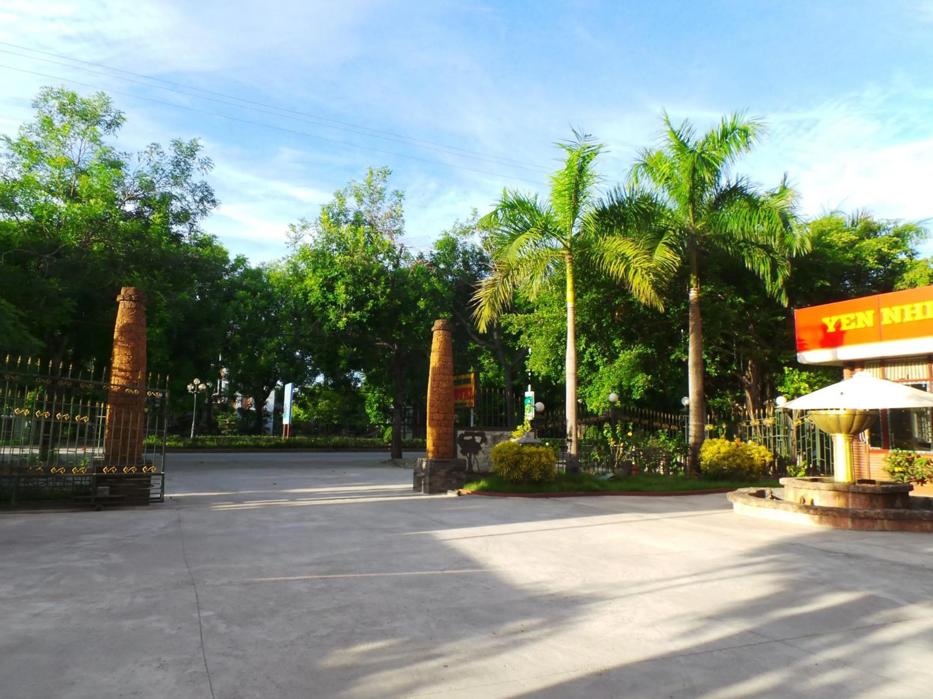 Area and facilities in Yen Nhi Hotel Ninh Binh
