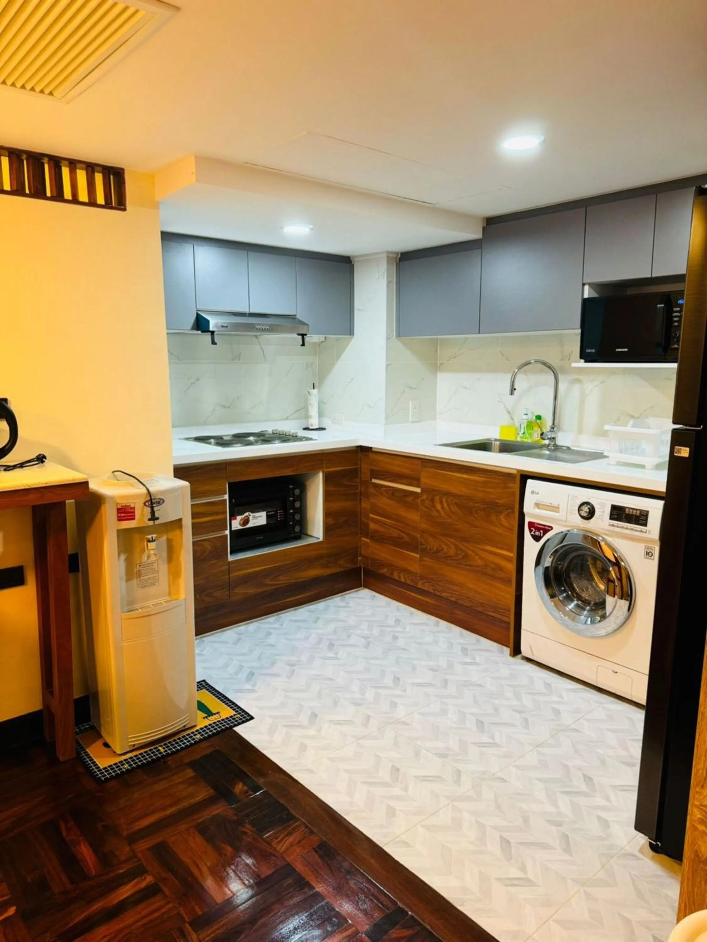 Kitchen or kitchenette in Omni Tower Cozy Apartments by Direct Rooms