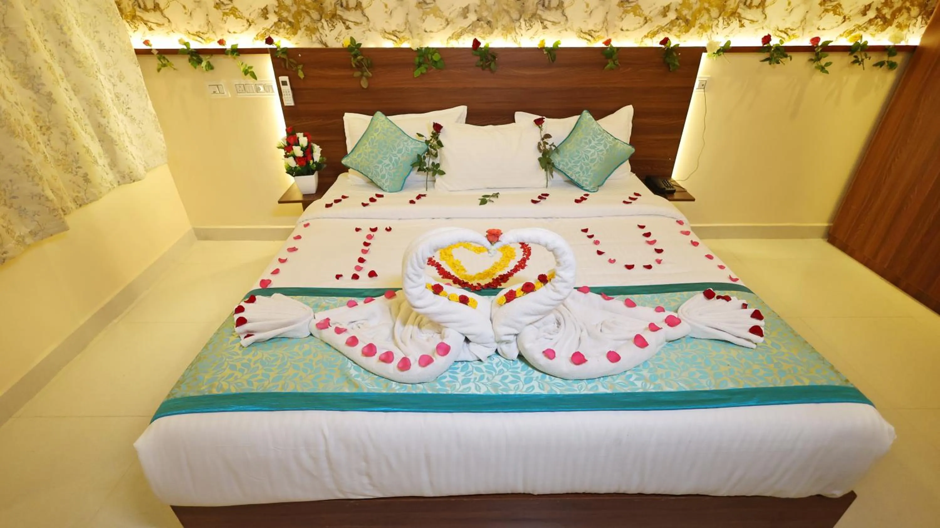 Bed in Hotel Grand Square