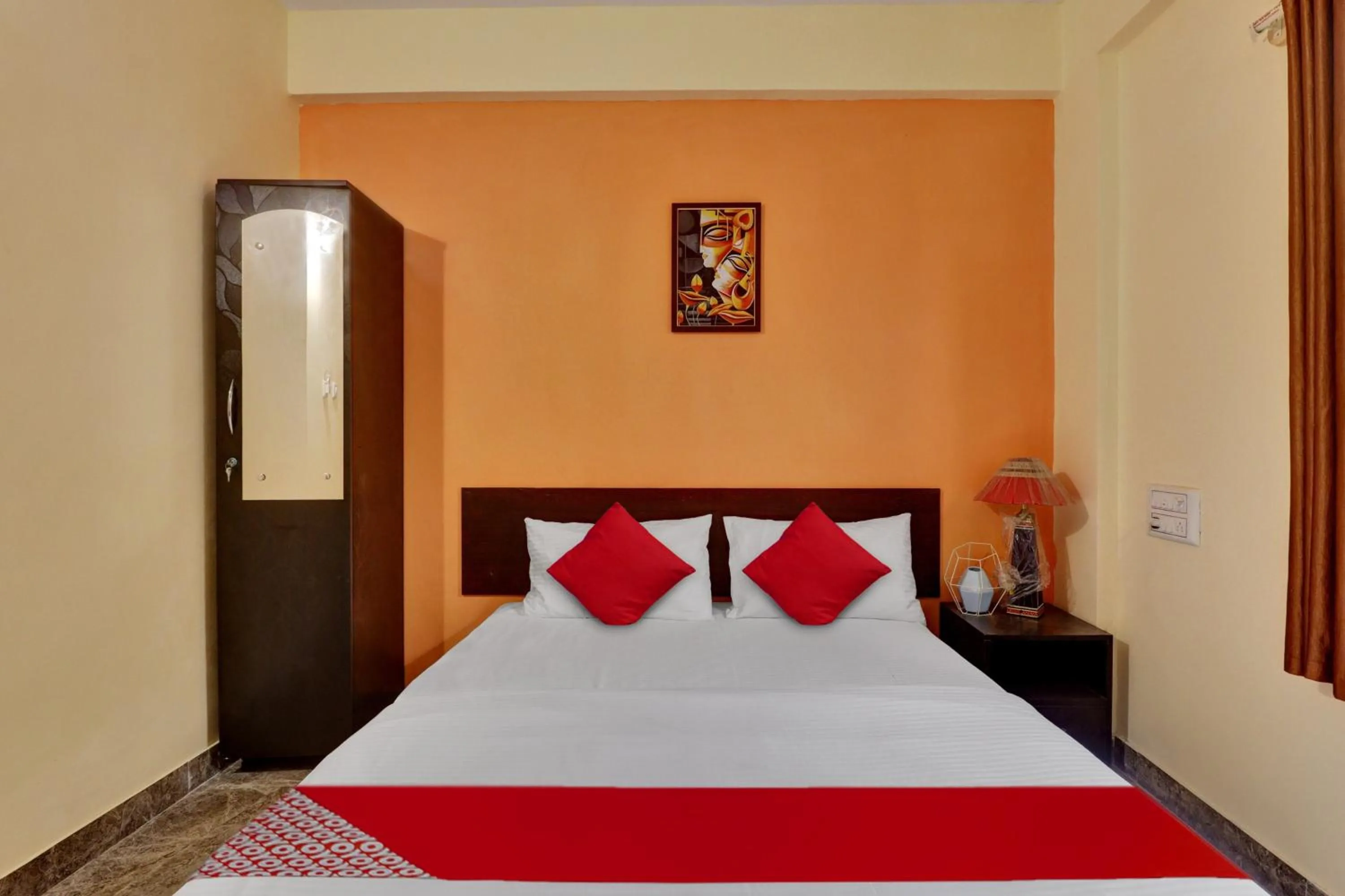 Bedroom, Bed in Hotel O PALMS INN ROOMS