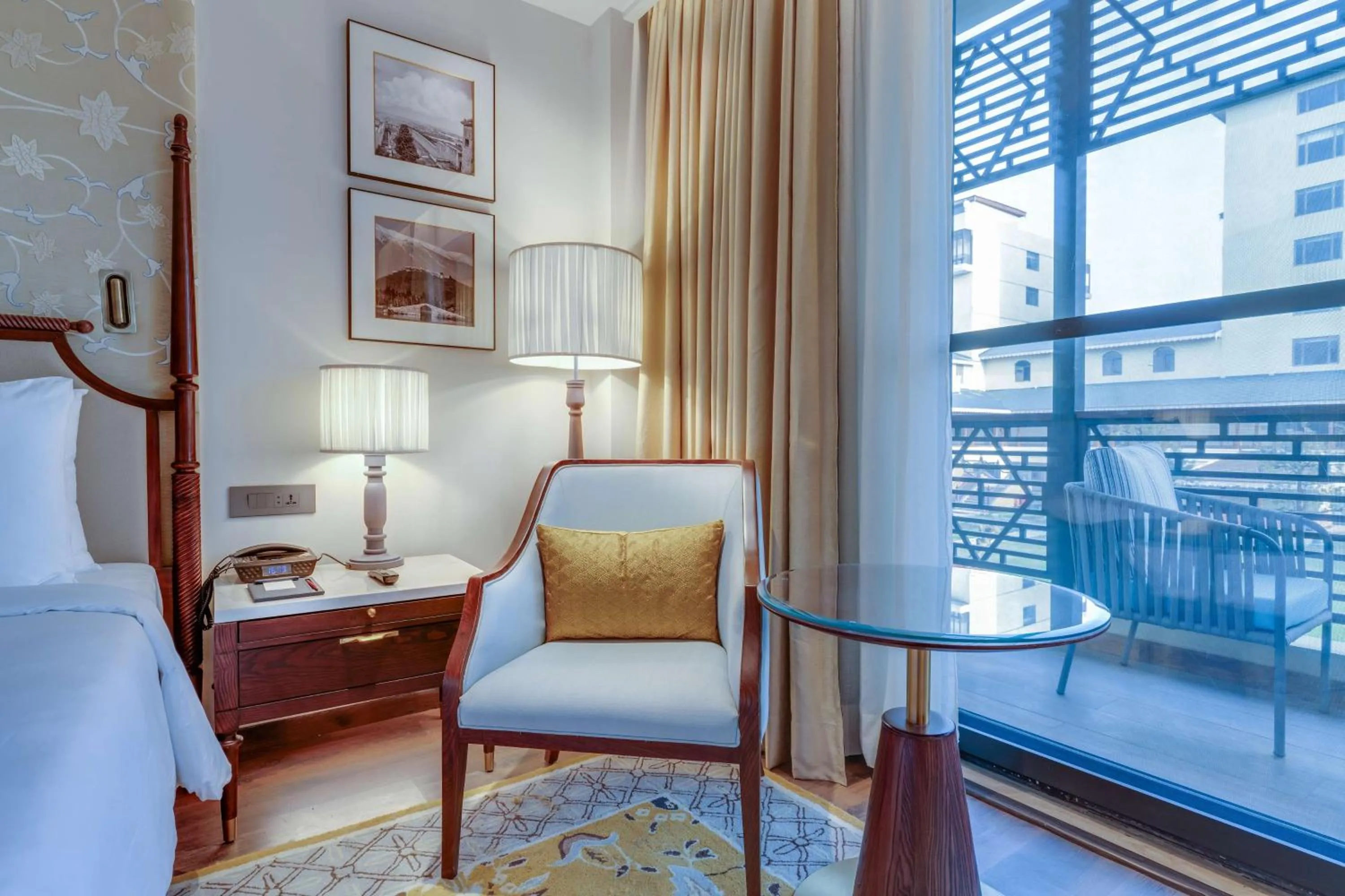 Bedroom in Radisson Collection Hotel & Spa, Riverfront Srinagar