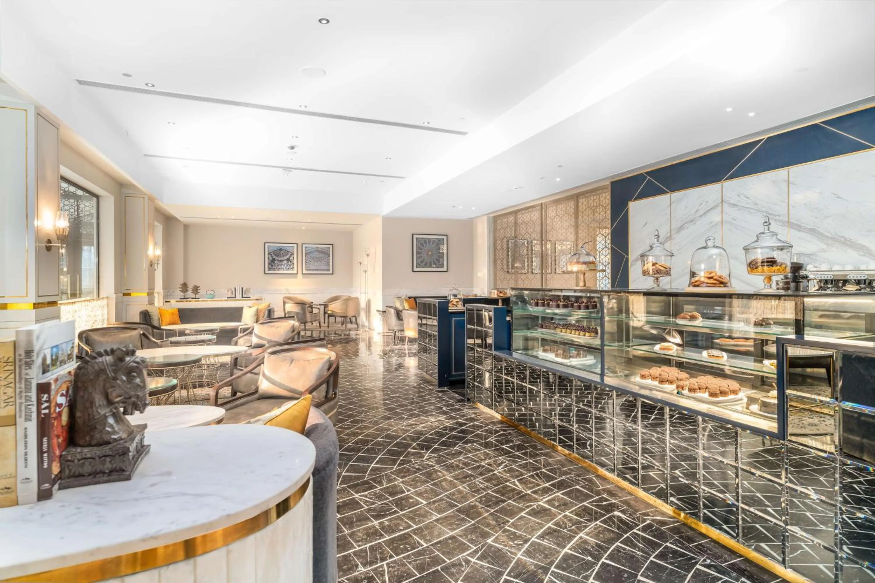 Restaurant/places to eat in Radisson Collection Hotel & Spa, Riverfront Srinagar