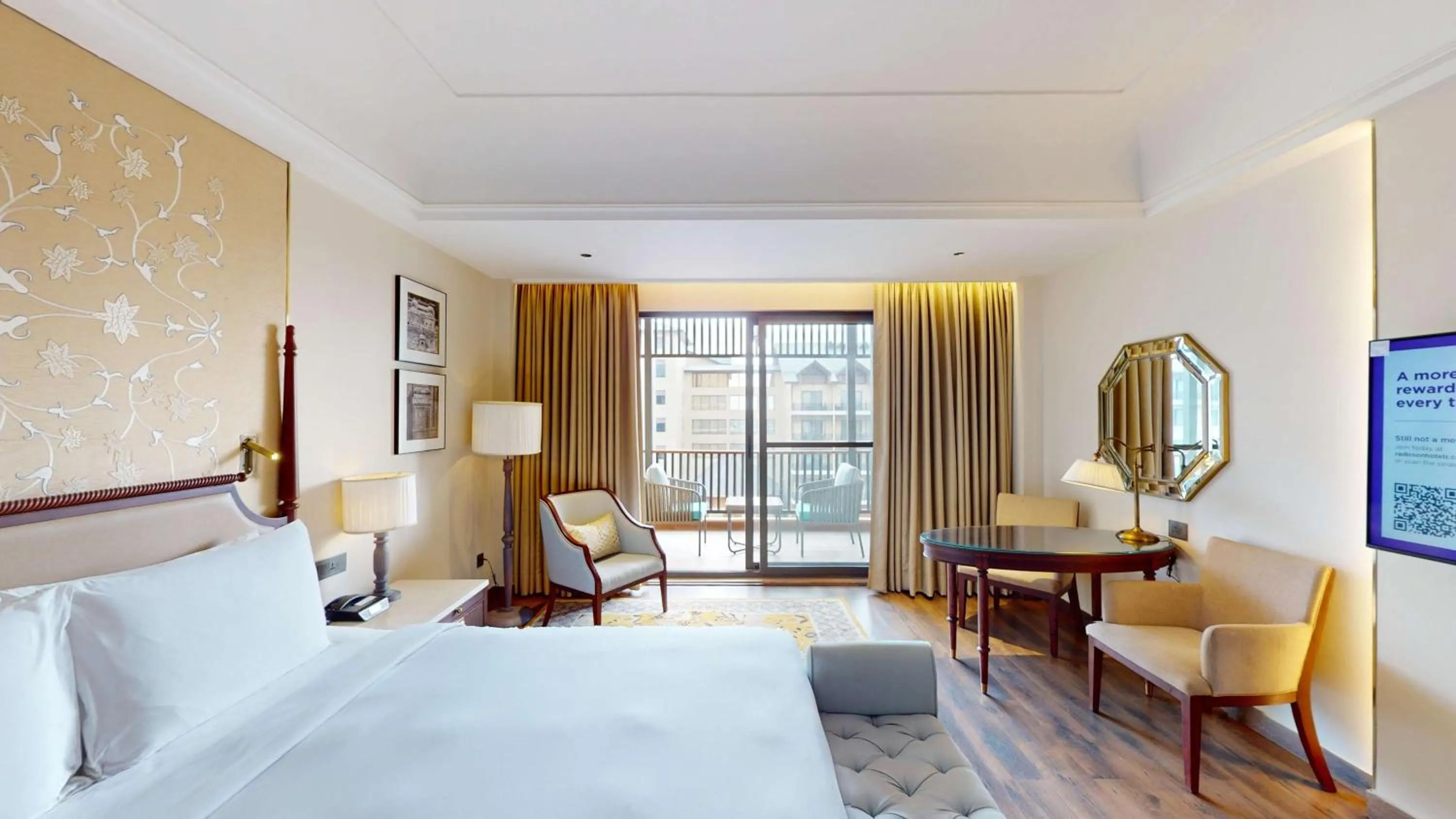 Bedroom, Bed in Radisson Collection Hotel & Spa, Riverfront Srinagar