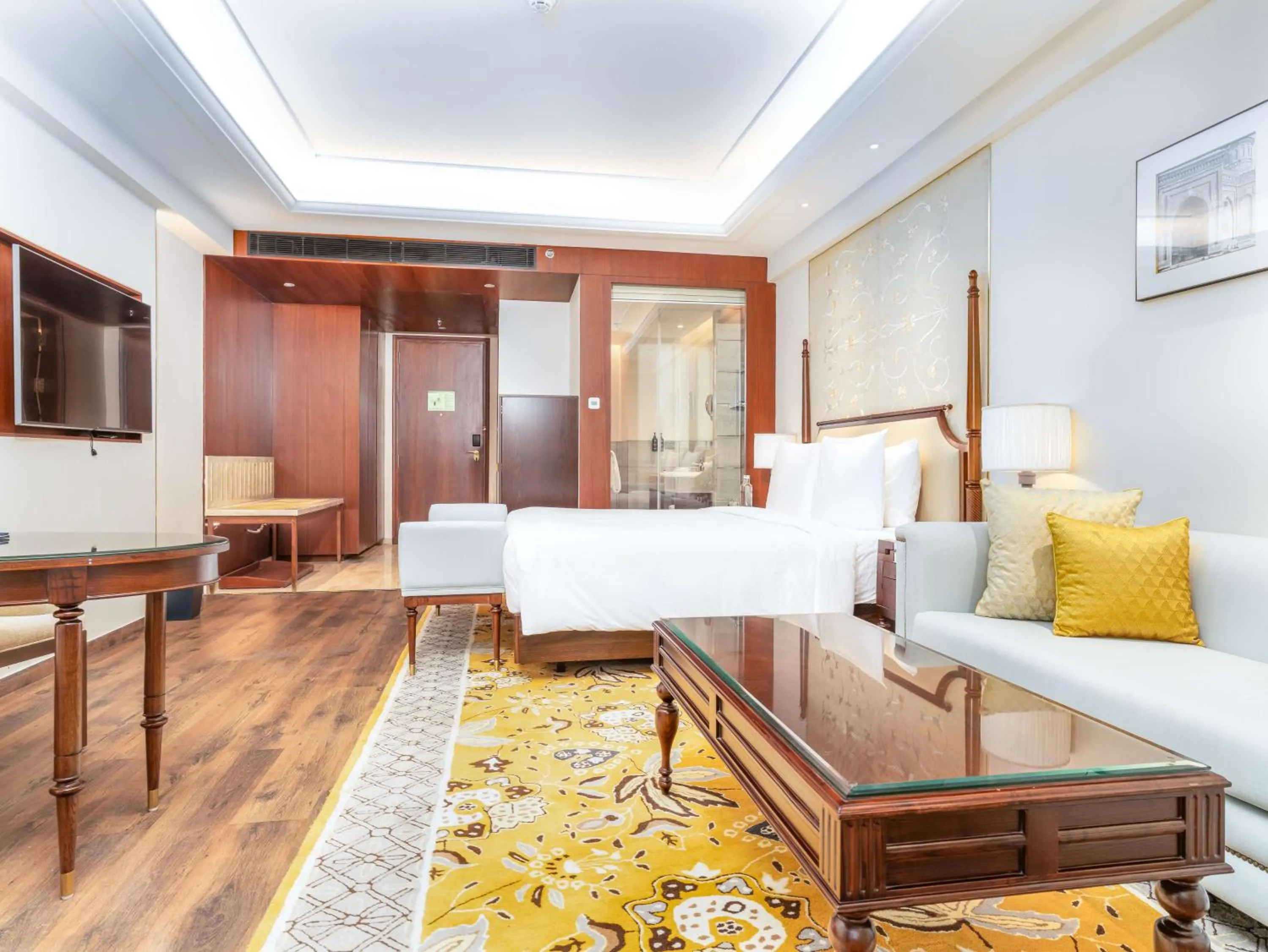 Bedroom in Radisson Collection Hotel & Spa, Riverfront Srinagar