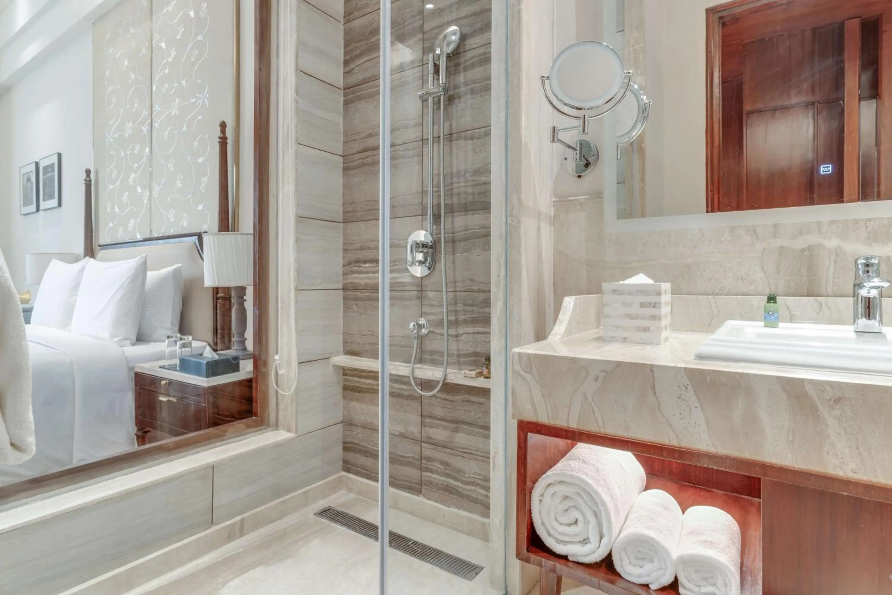 Shower, Bed in Radisson Collection Hotel & Spa, Riverfront Srinagar