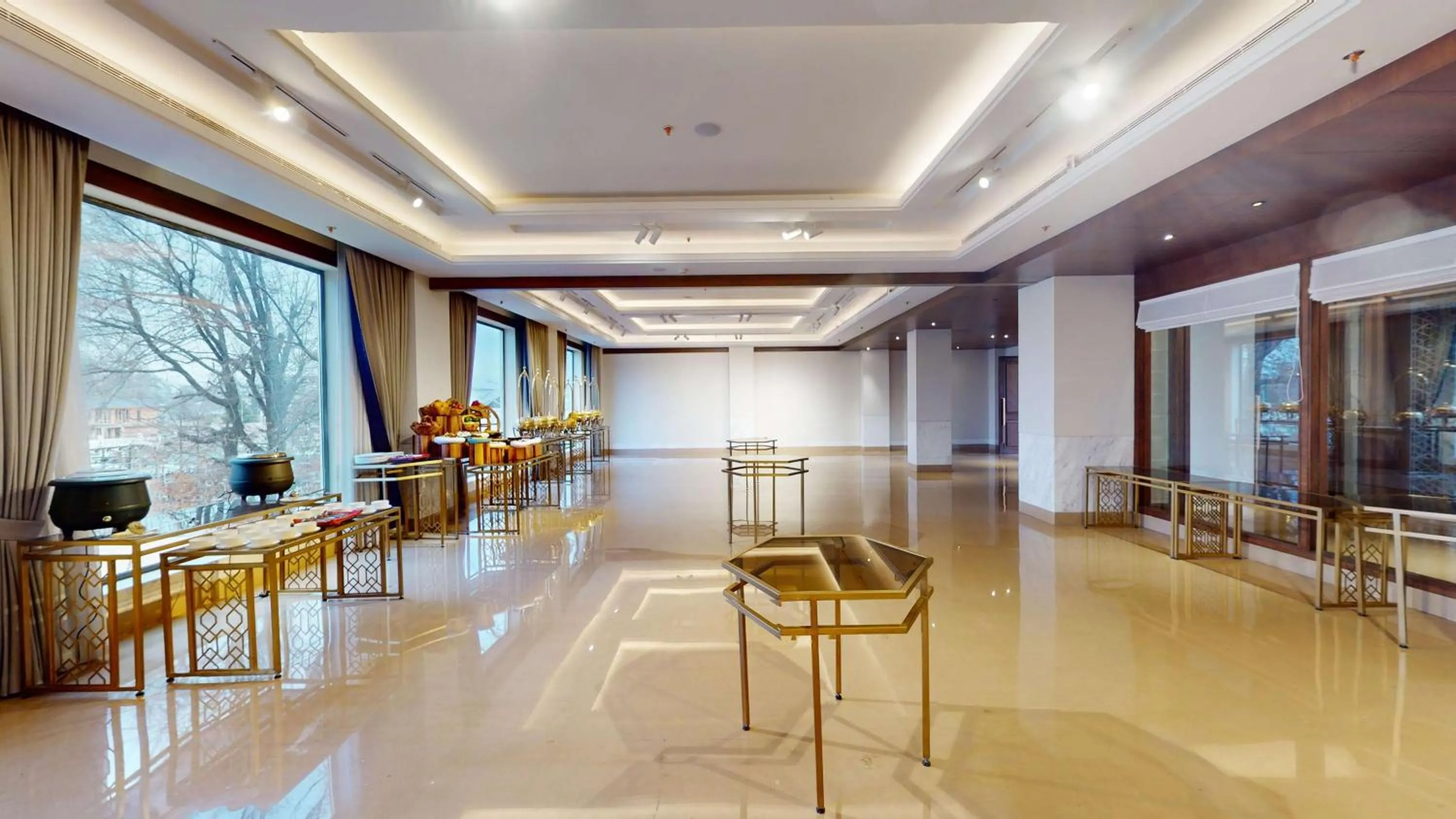 Meeting/conference room in Radisson Collection Hotel & Spa, Riverfront Srinagar