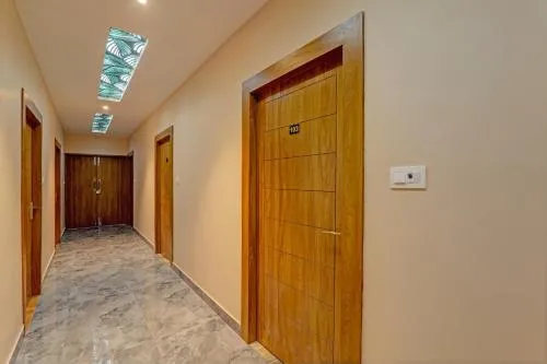 Hotel O Royal Regency Palace