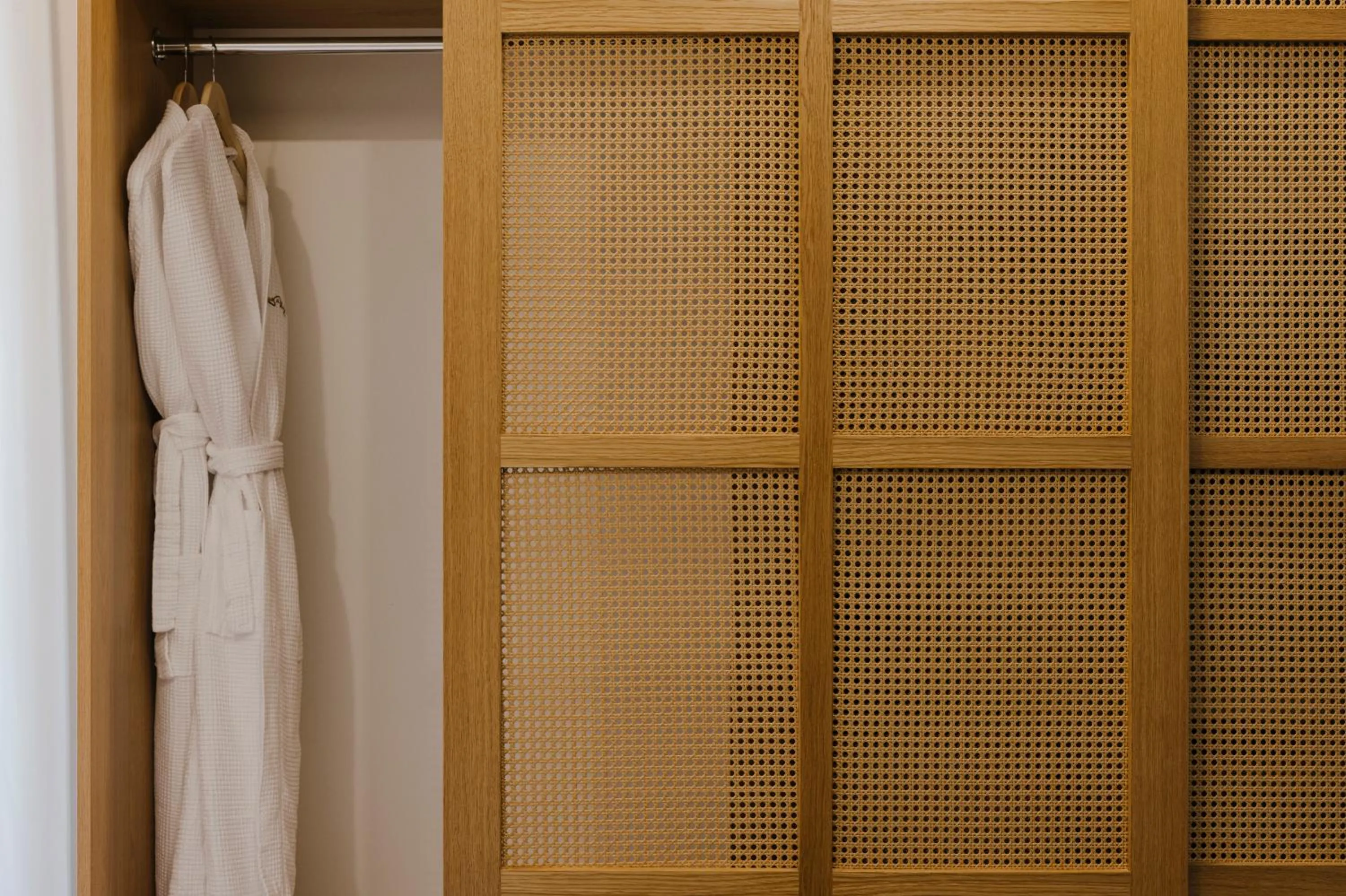 wardrobe in Margot Sololaki