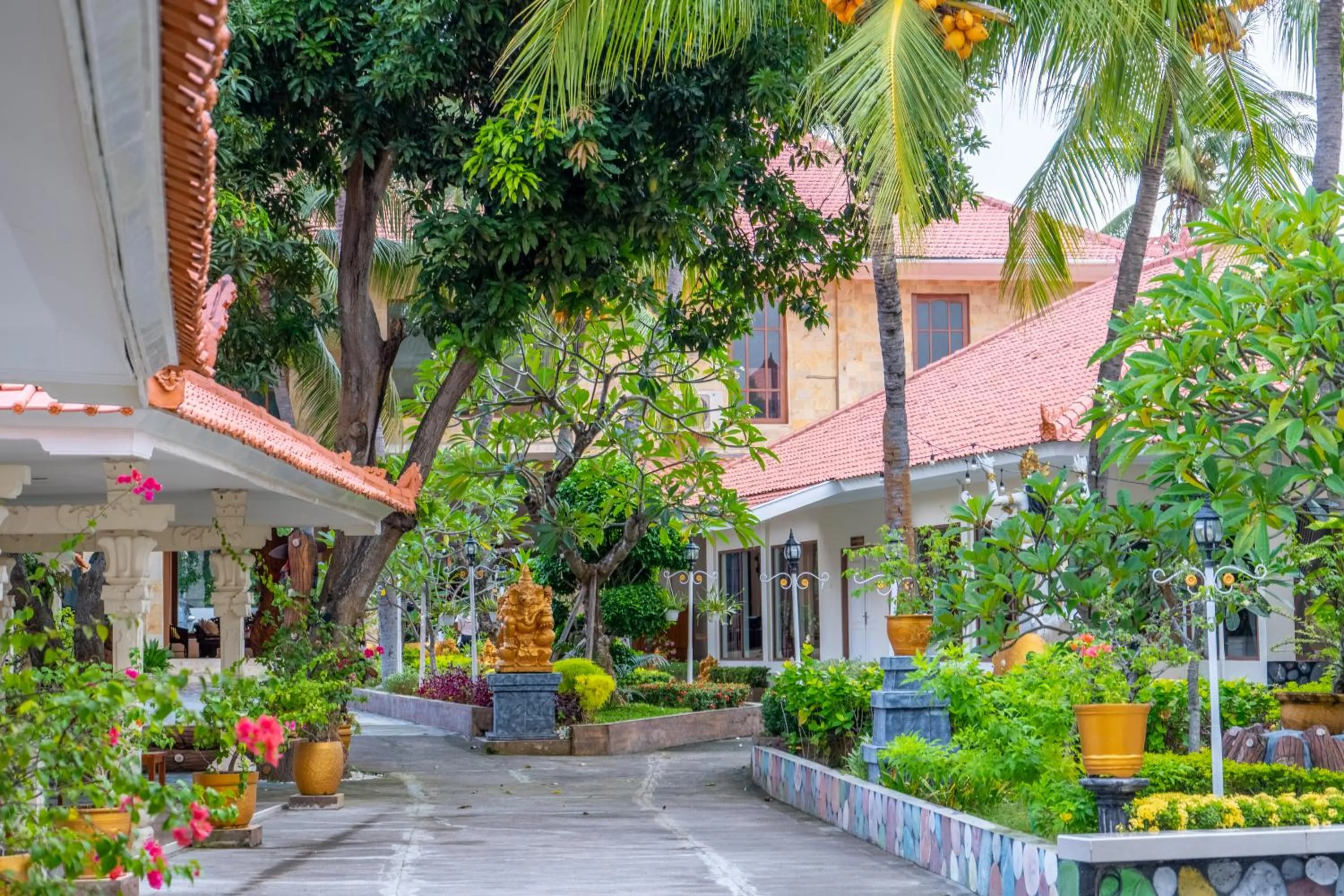 Garden view in Grand Melka Hotel