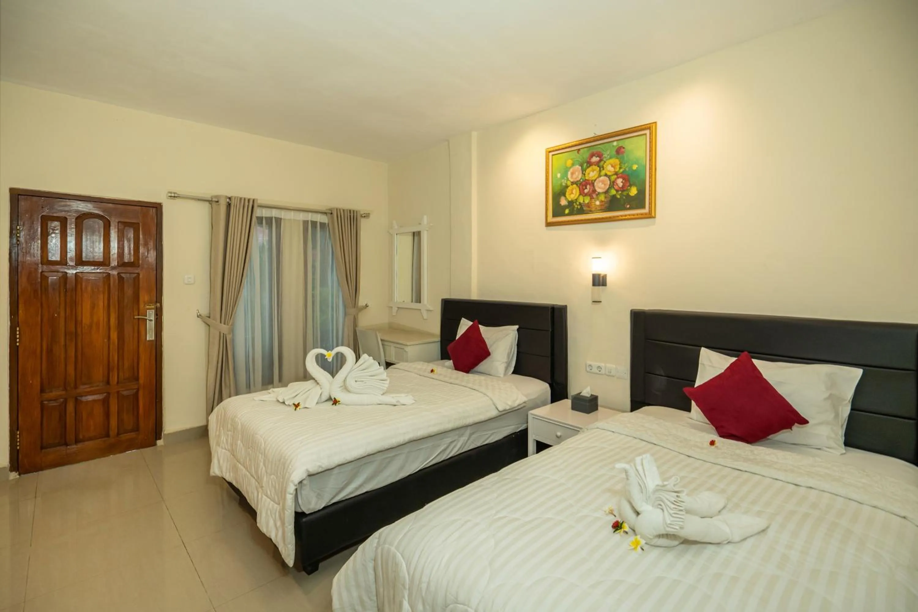 Bedroom, Bed in Grand Melka Hotel